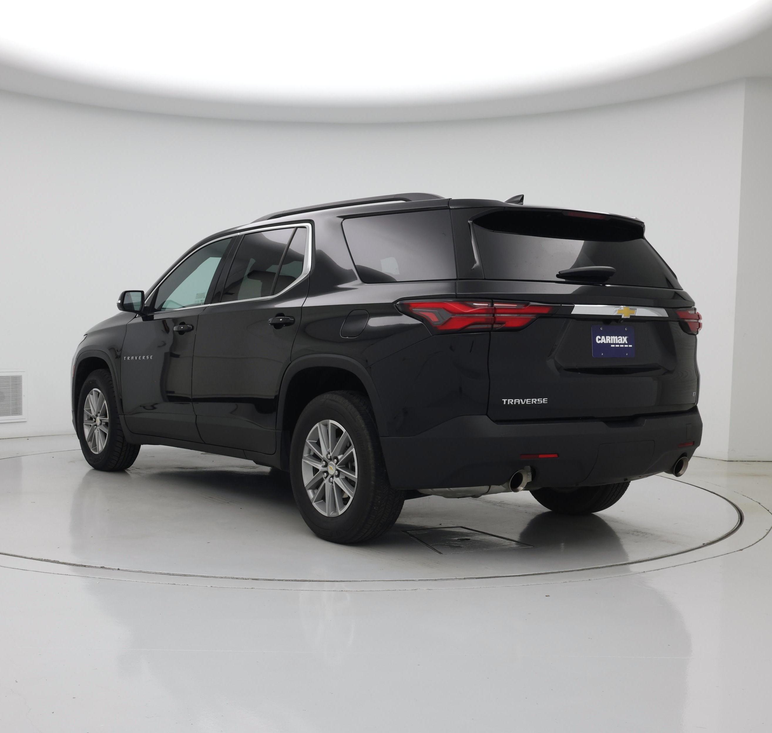 Thumbnail: 2023 Chevrolet Traverse - 2