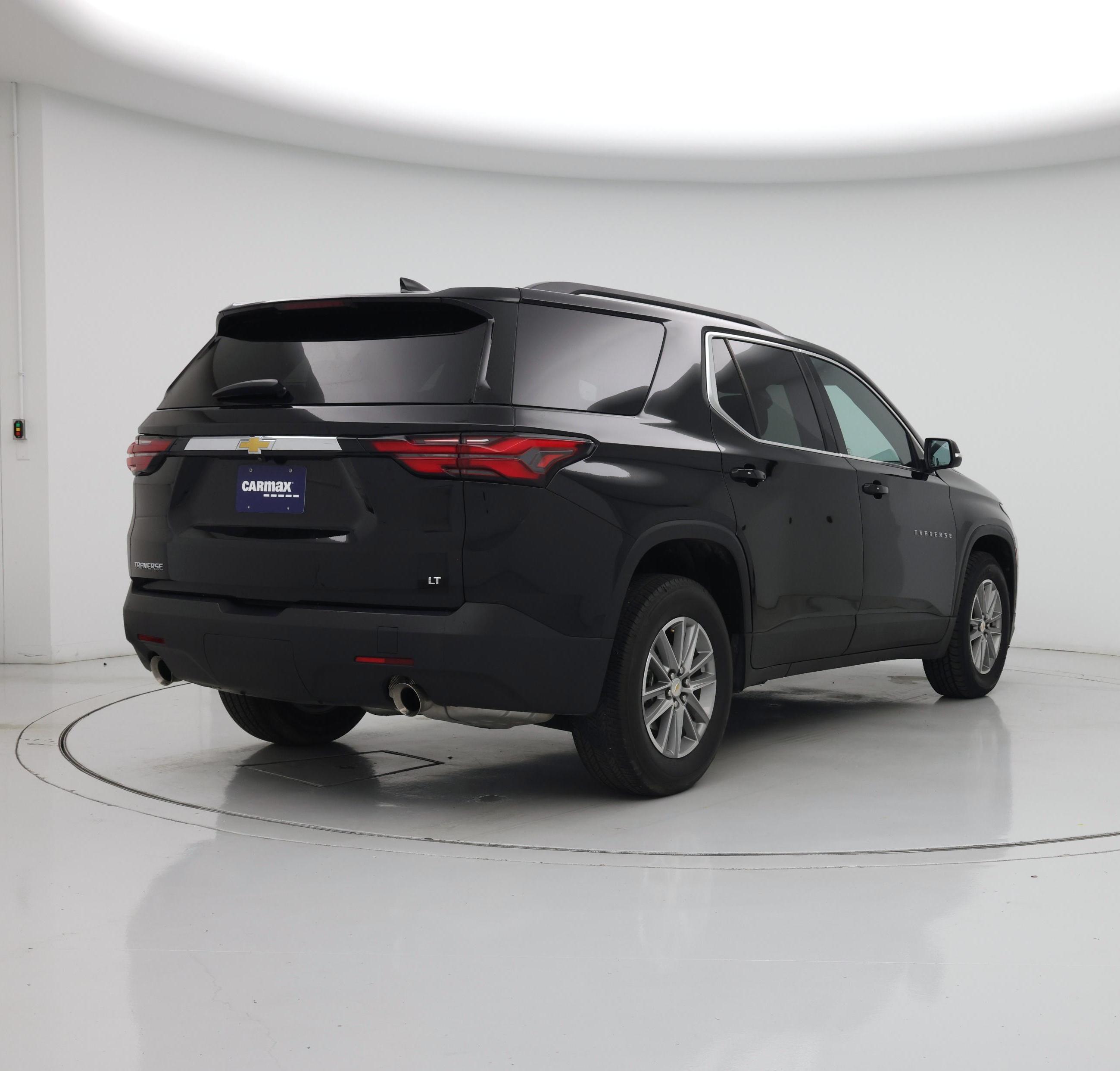 Thumbnail: 2023 Chevrolet Traverse - 8