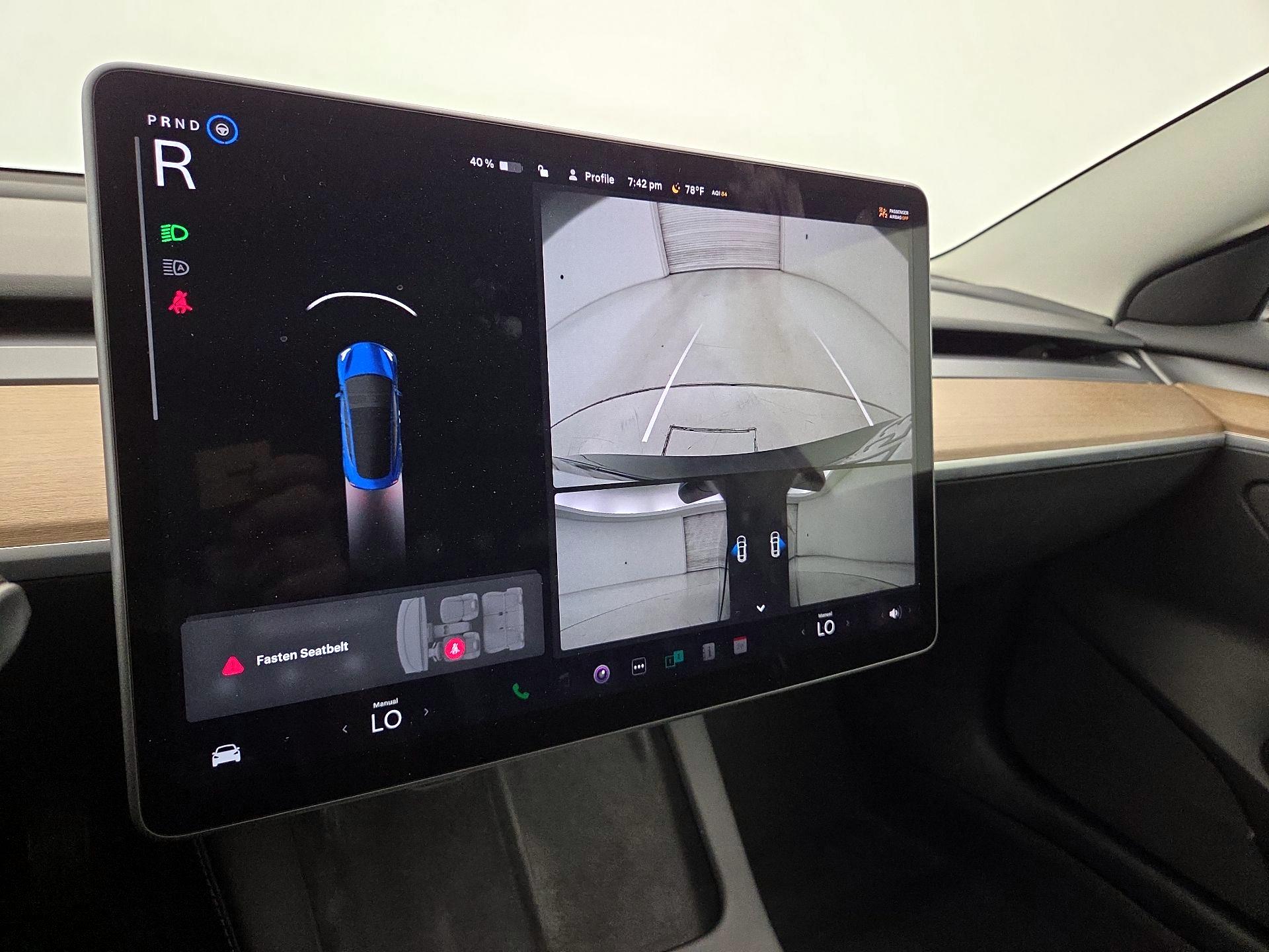 Thumbnail: 2022 Tesla Model 3 - 14