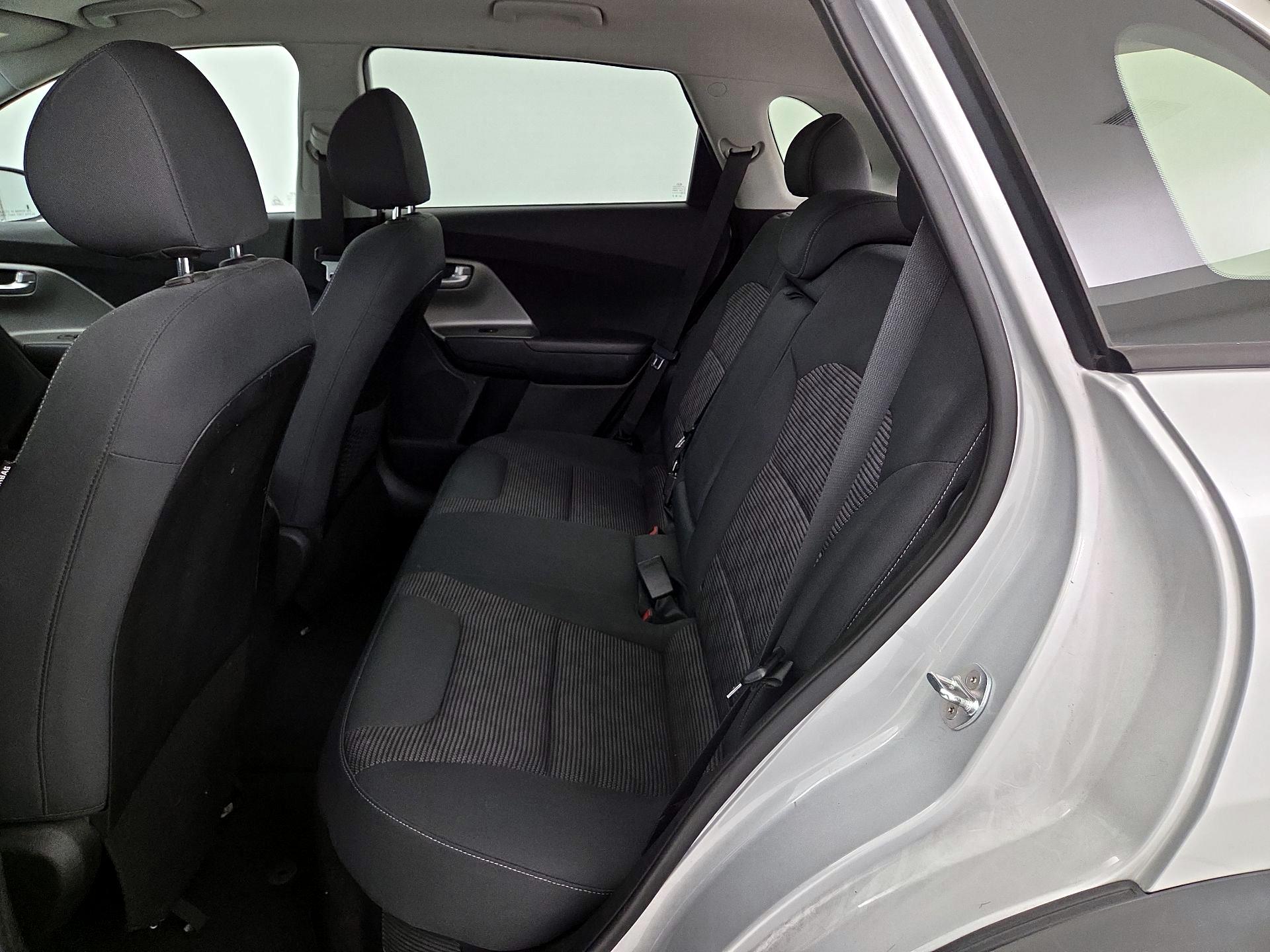 Thumbnail: 2019 Kia Niro - 19