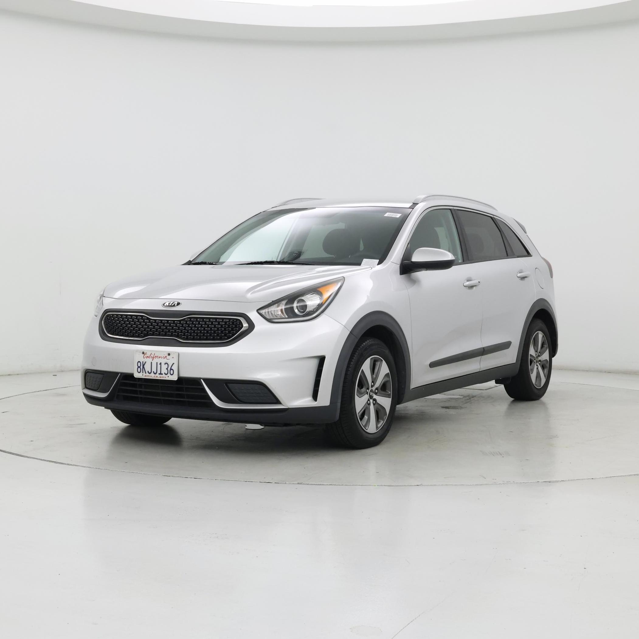 Thumbnail: 2019 Kia Niro - 4