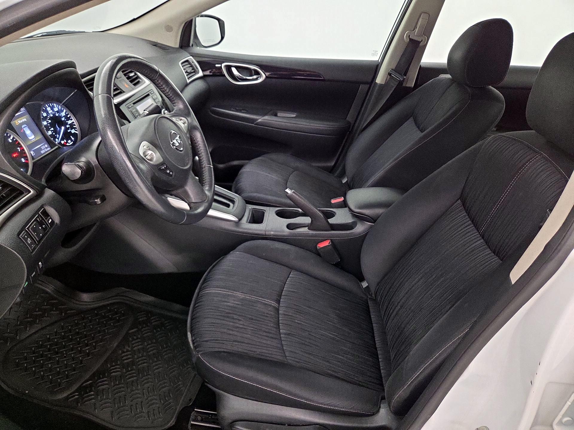 Thumbnail: 2017 Nissan Sentra - 11