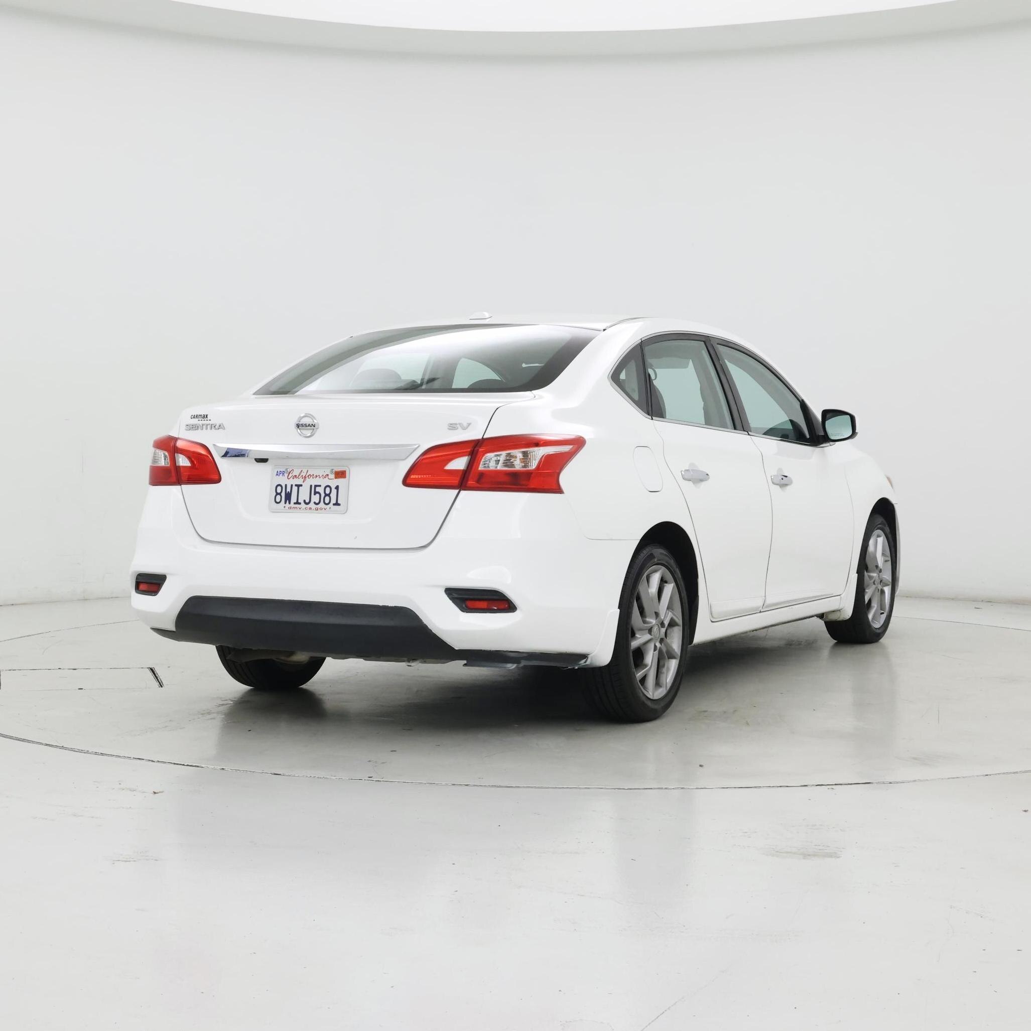 Thumbnail: 2017 Nissan Sentra - 8