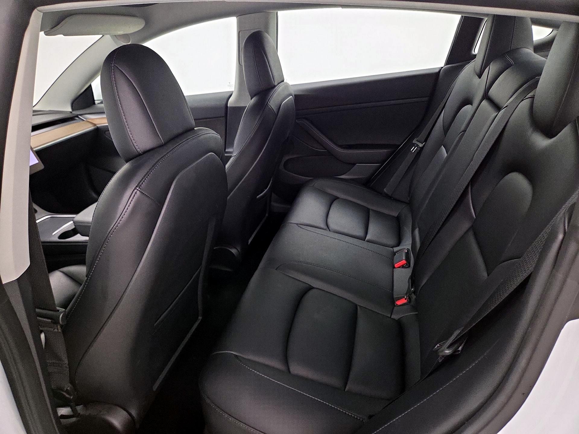 Thumbnail: 2022 Tesla Model 3 - 18