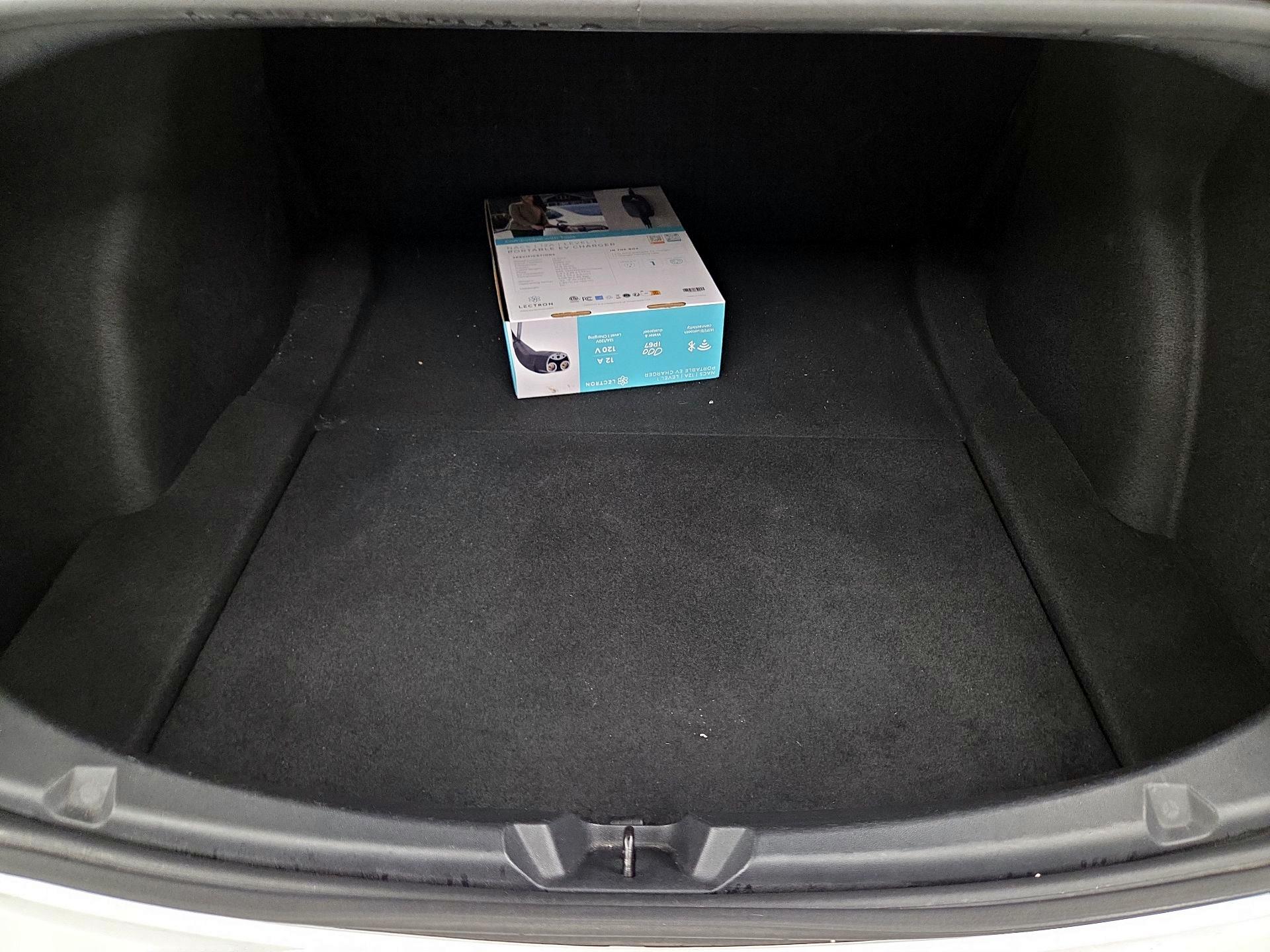 Thumbnail: 2022 Tesla Model 3 - 19