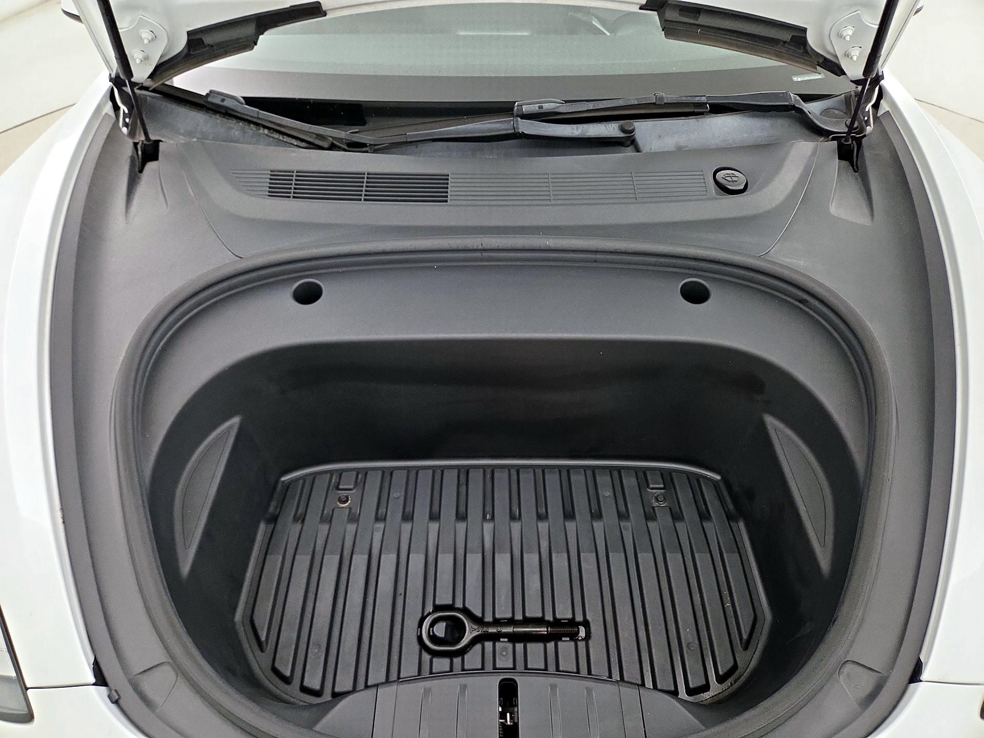 Thumbnail: 2022 Tesla Model 3 - 20