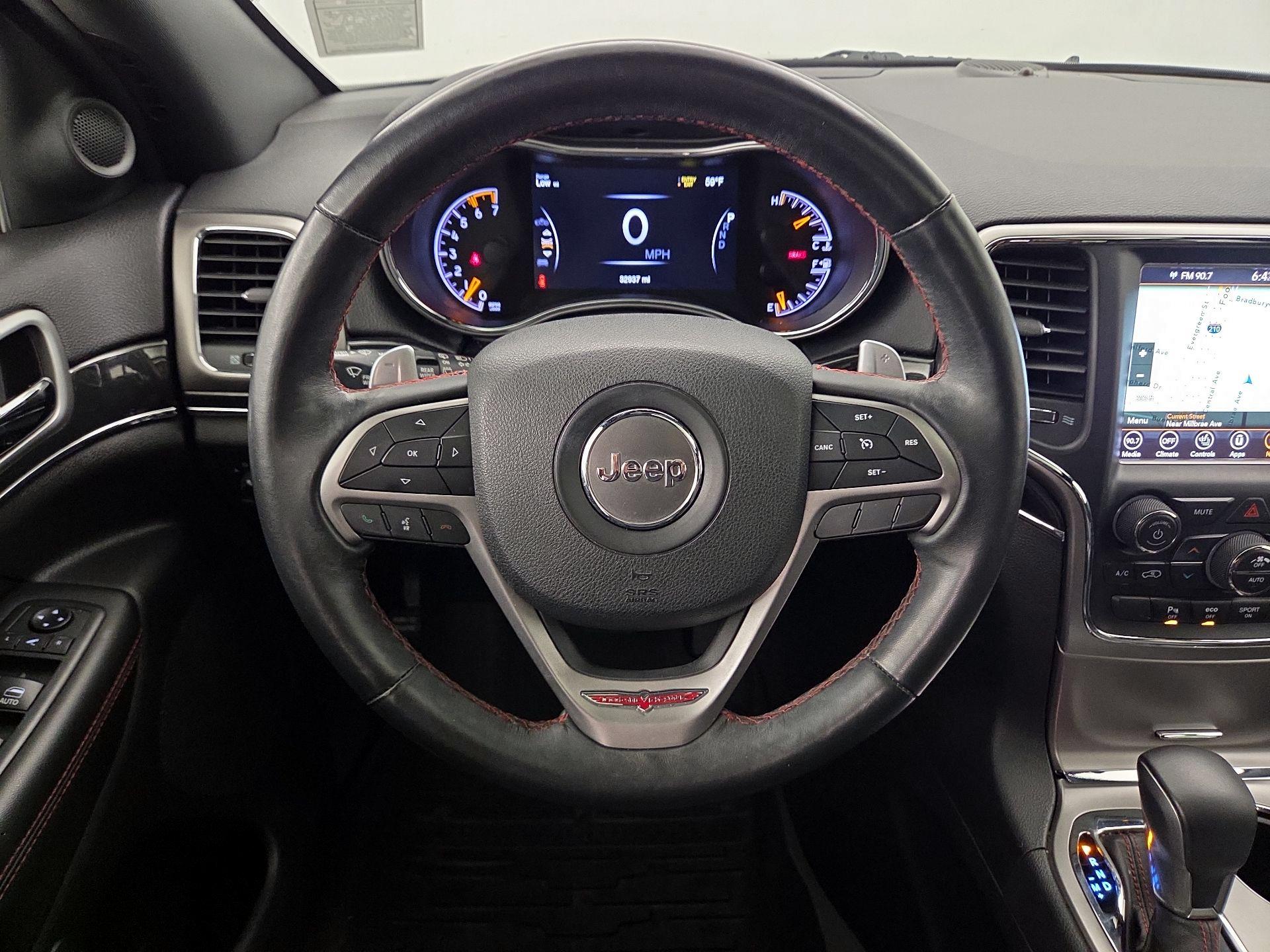 Thumbnail: 2018 Jeep Grand Cherokee - 10