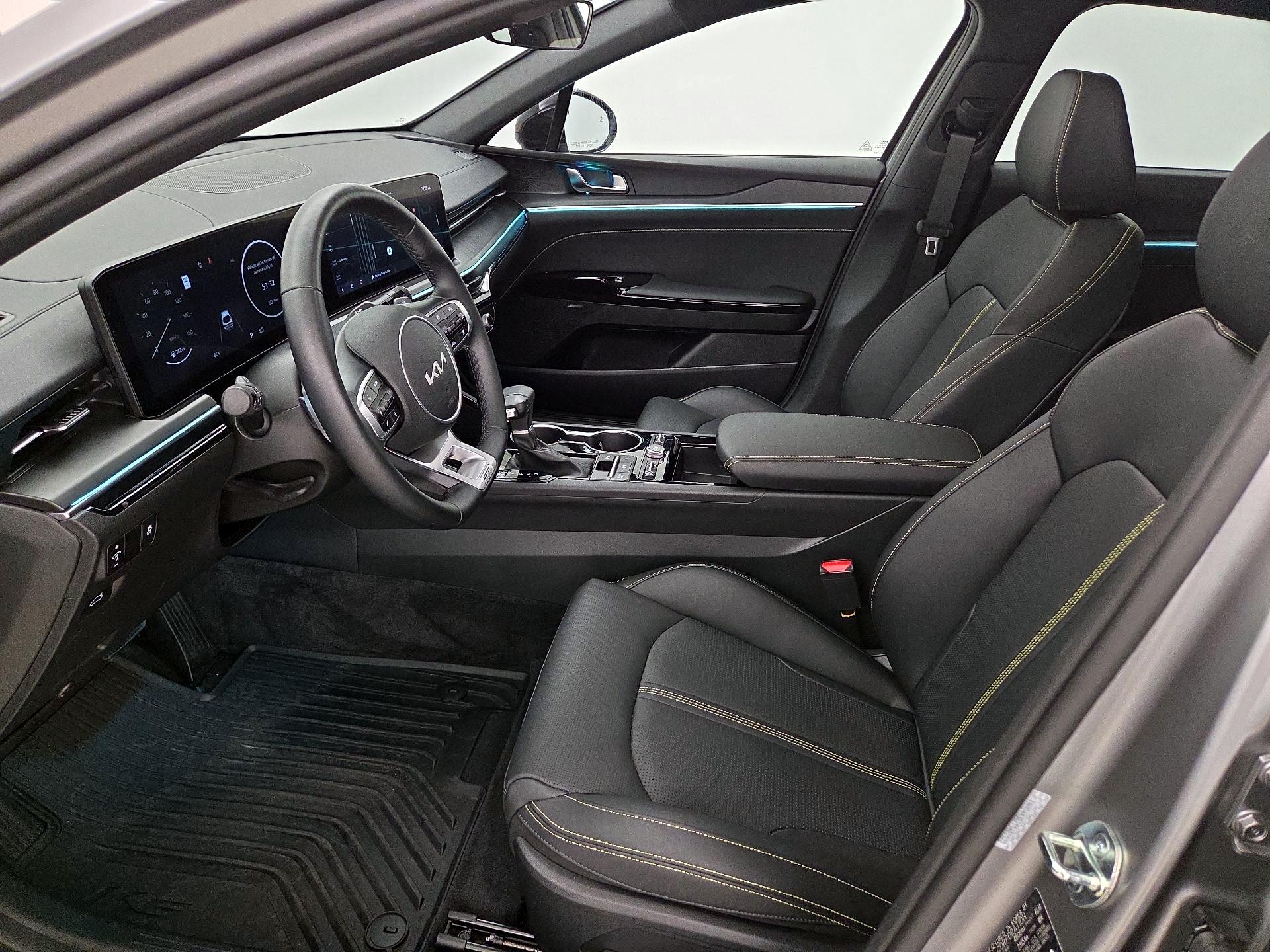 Thumbnail: 2026 Kia K5 - 11