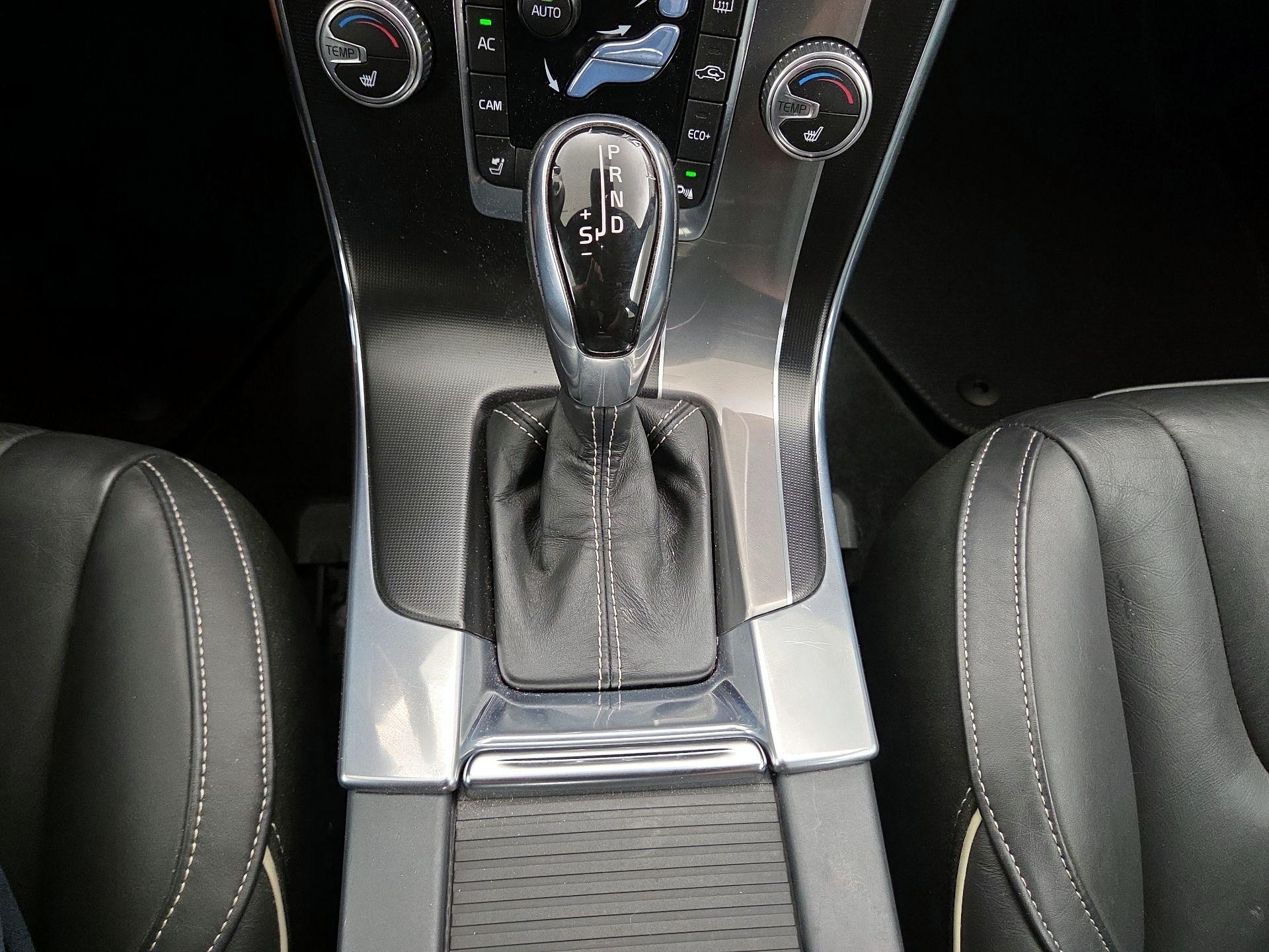 Thumbnail: 2016 Volvo S60 - 18