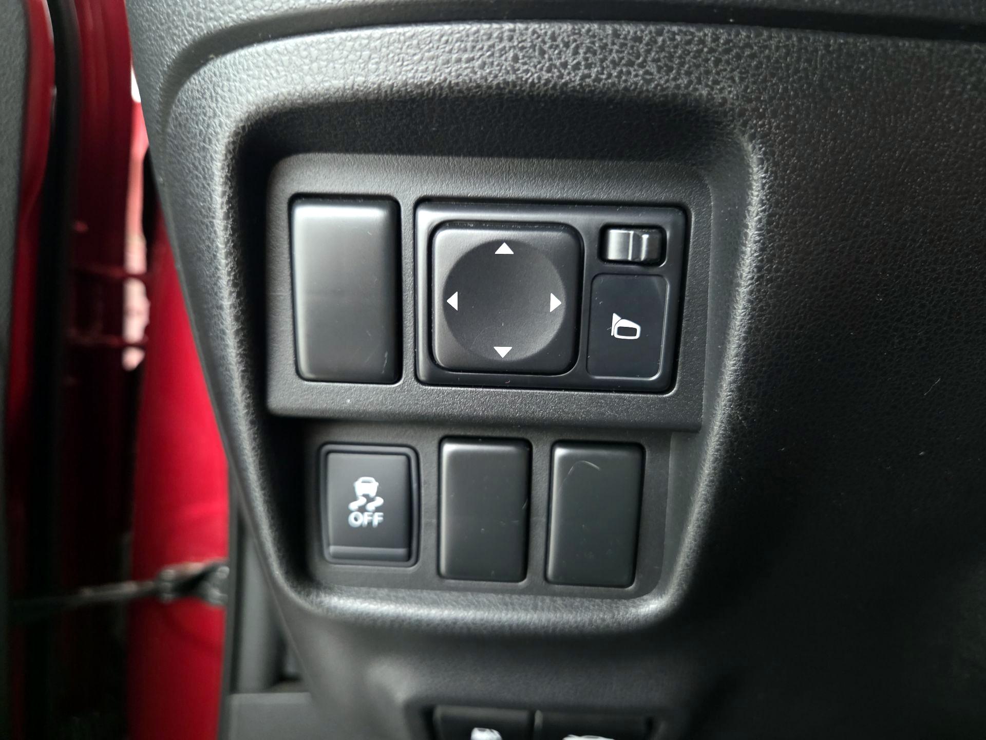 Thumbnail: 2017 Nissan Juke - 13