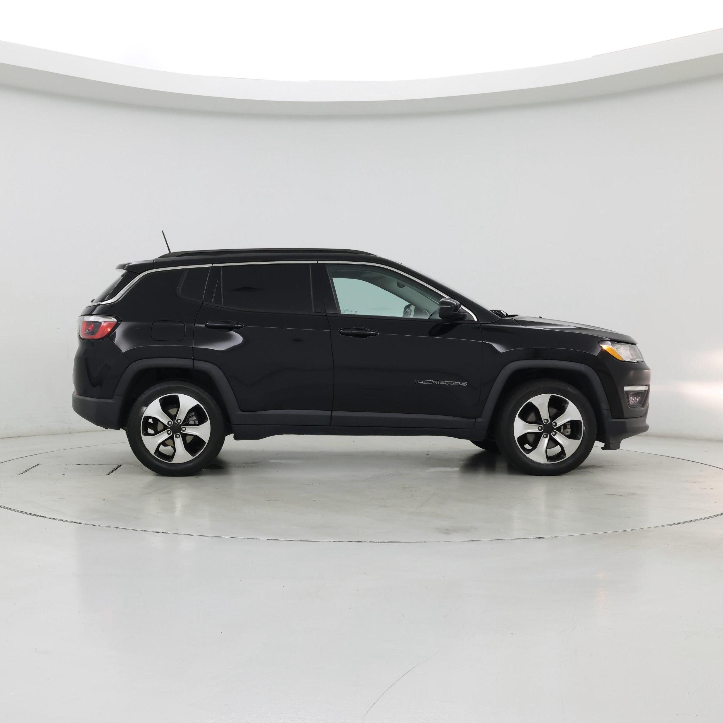 Thumbnail: 2018 Jeep Compass - 7