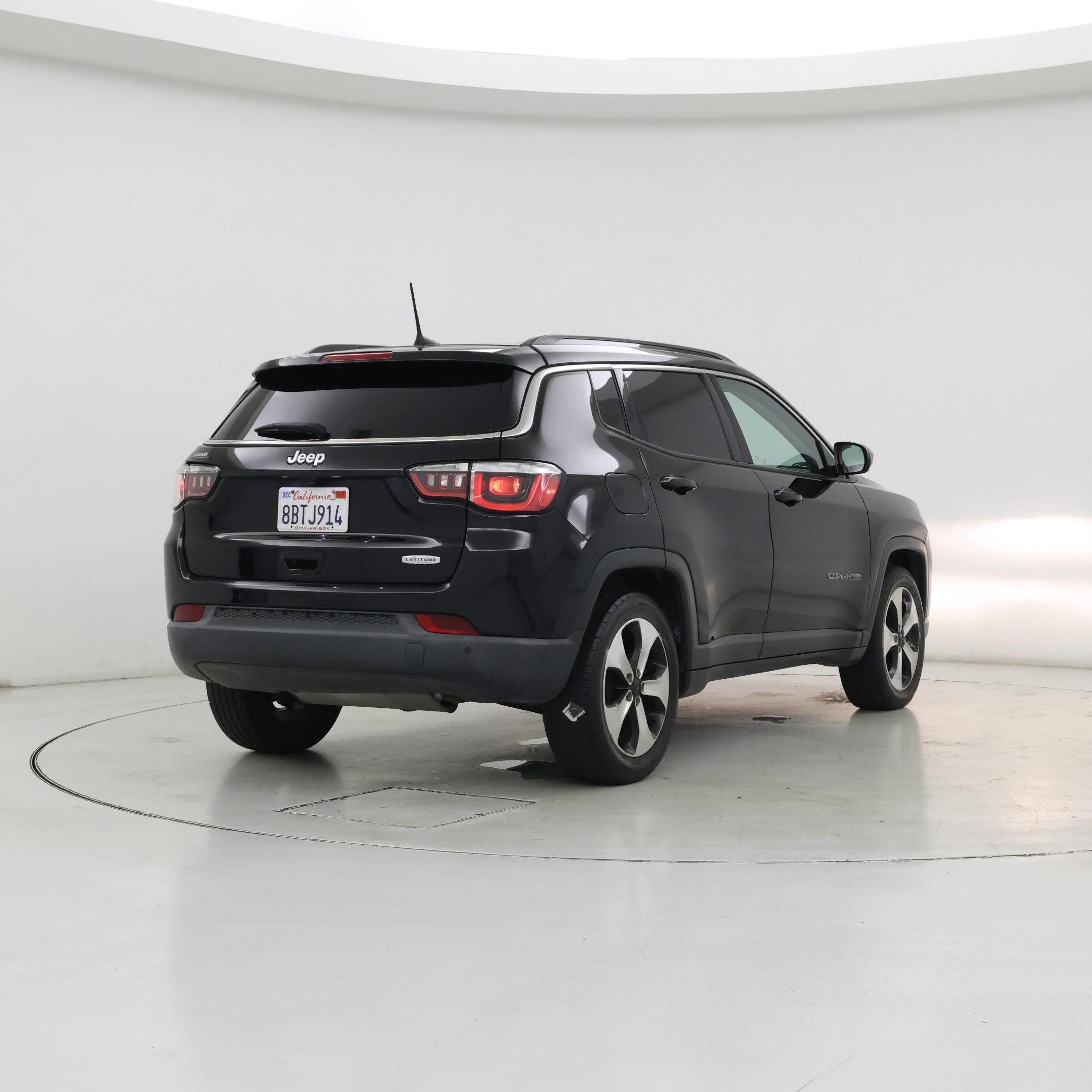 Thumbnail: 2018 Jeep Compass - 8