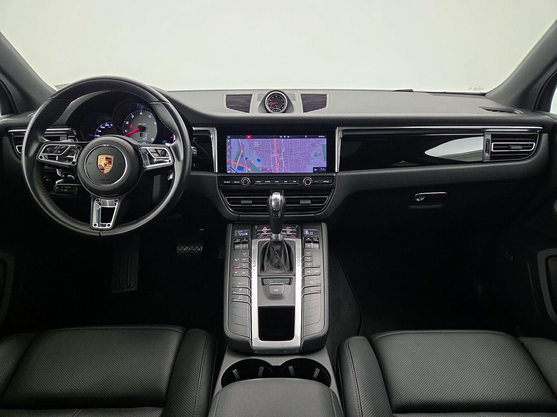 Thumbnail: 2020 Porsche Macan - 9