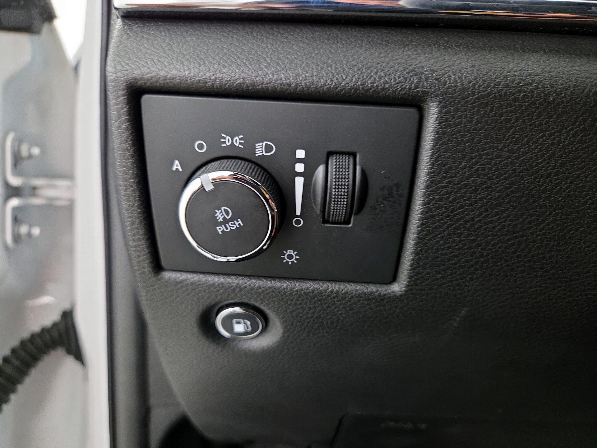 Thumbnail: 2022 Jeep Grand Cherokee - 13