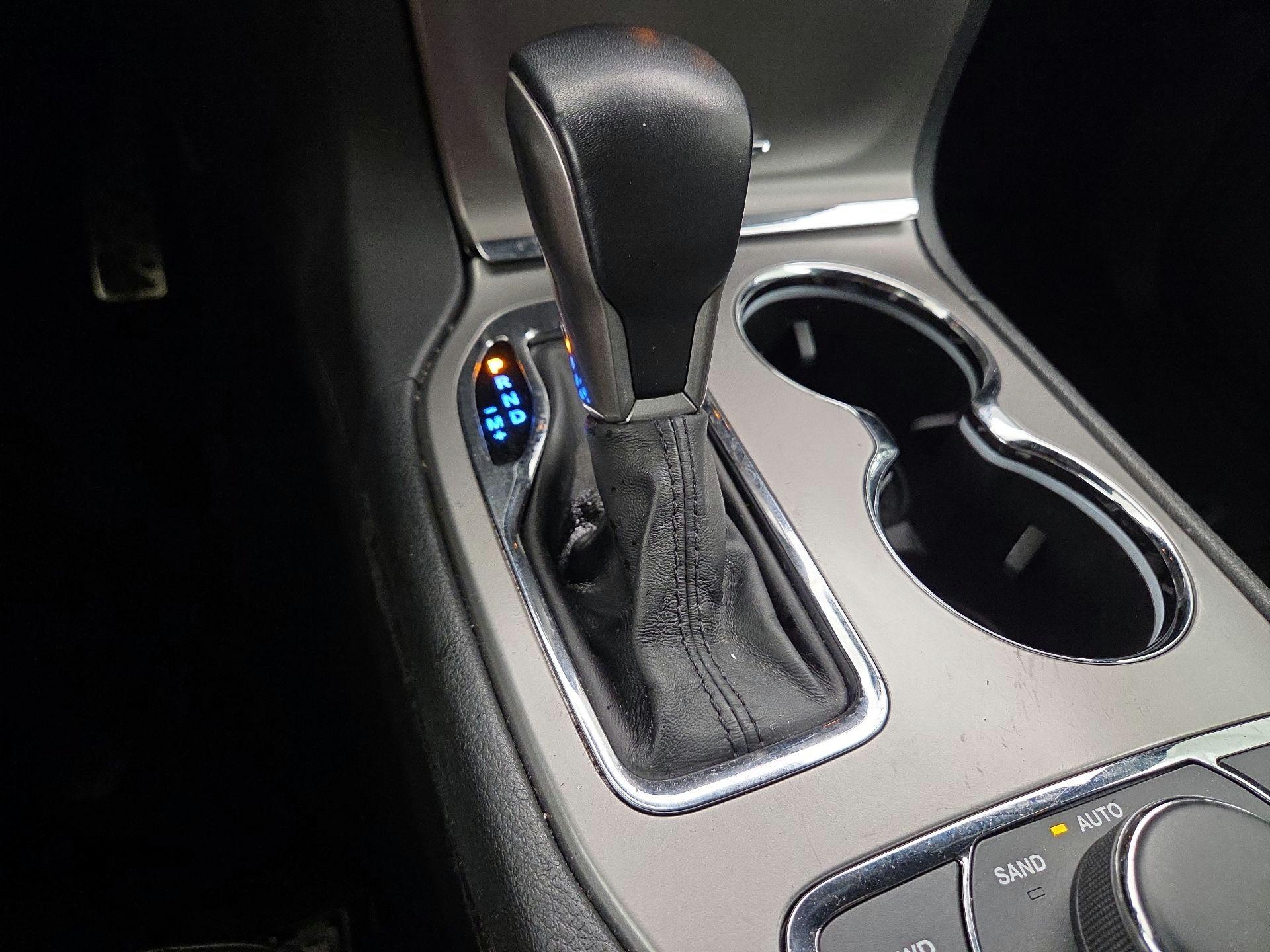 Thumbnail: 2022 Jeep Grand Cherokee - 18