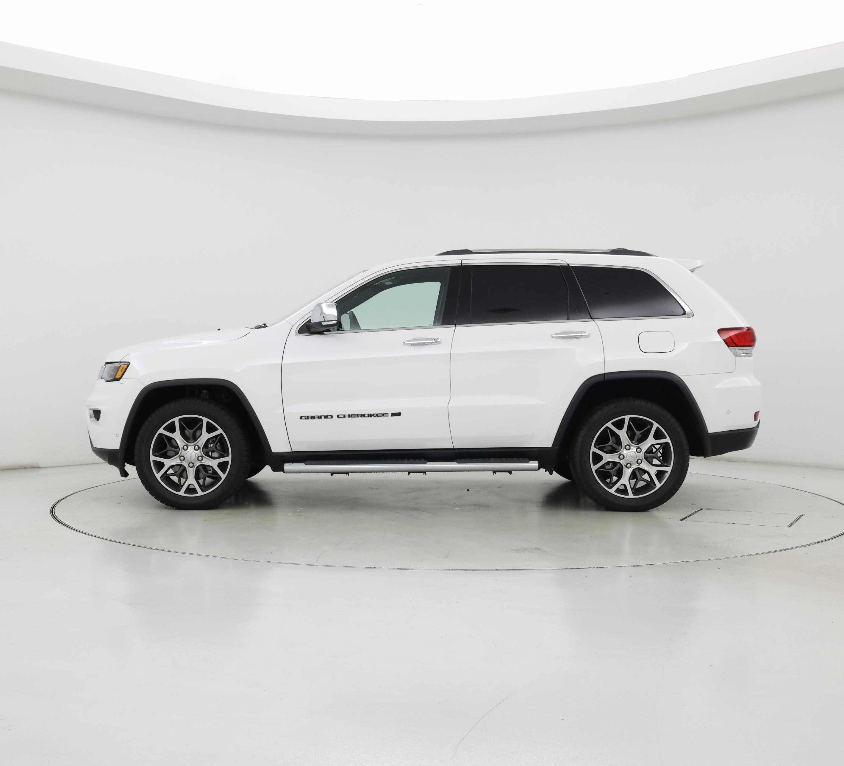 Thumbnail: 2022 Jeep Grand Cherokee - 3