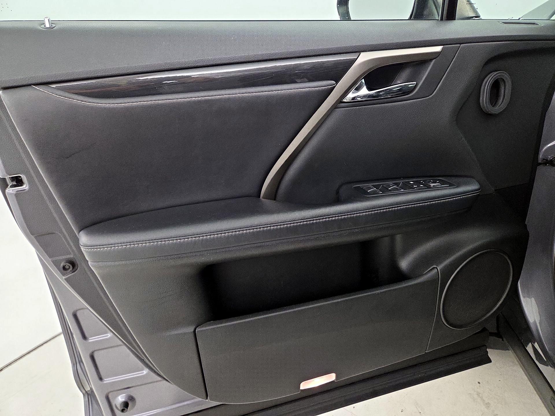 Thumbnail: 2017 Lexus RX - 12