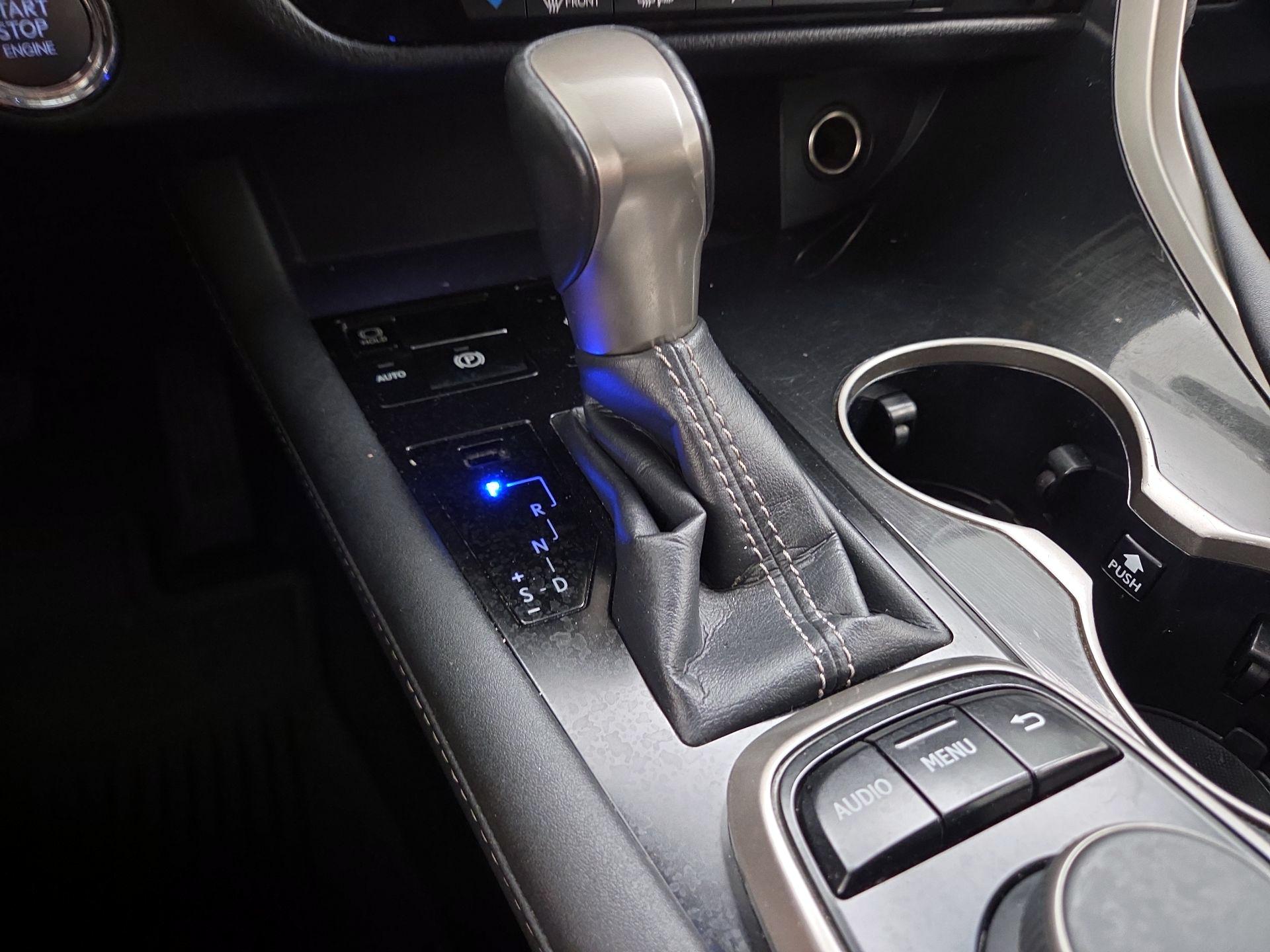 Thumbnail: 2017 Lexus RX - 17