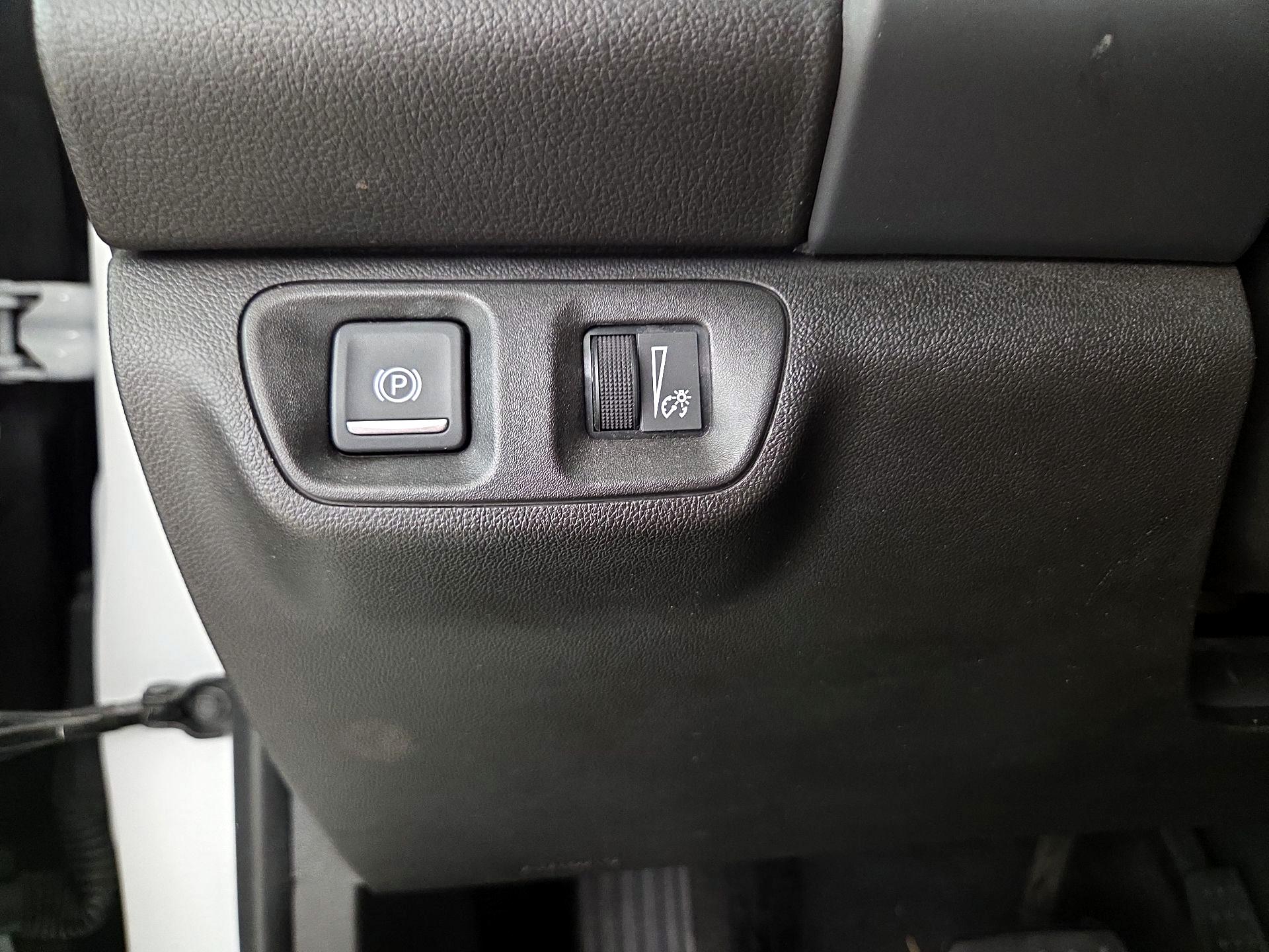 Thumbnail: 2020 GMC Acadia - 13