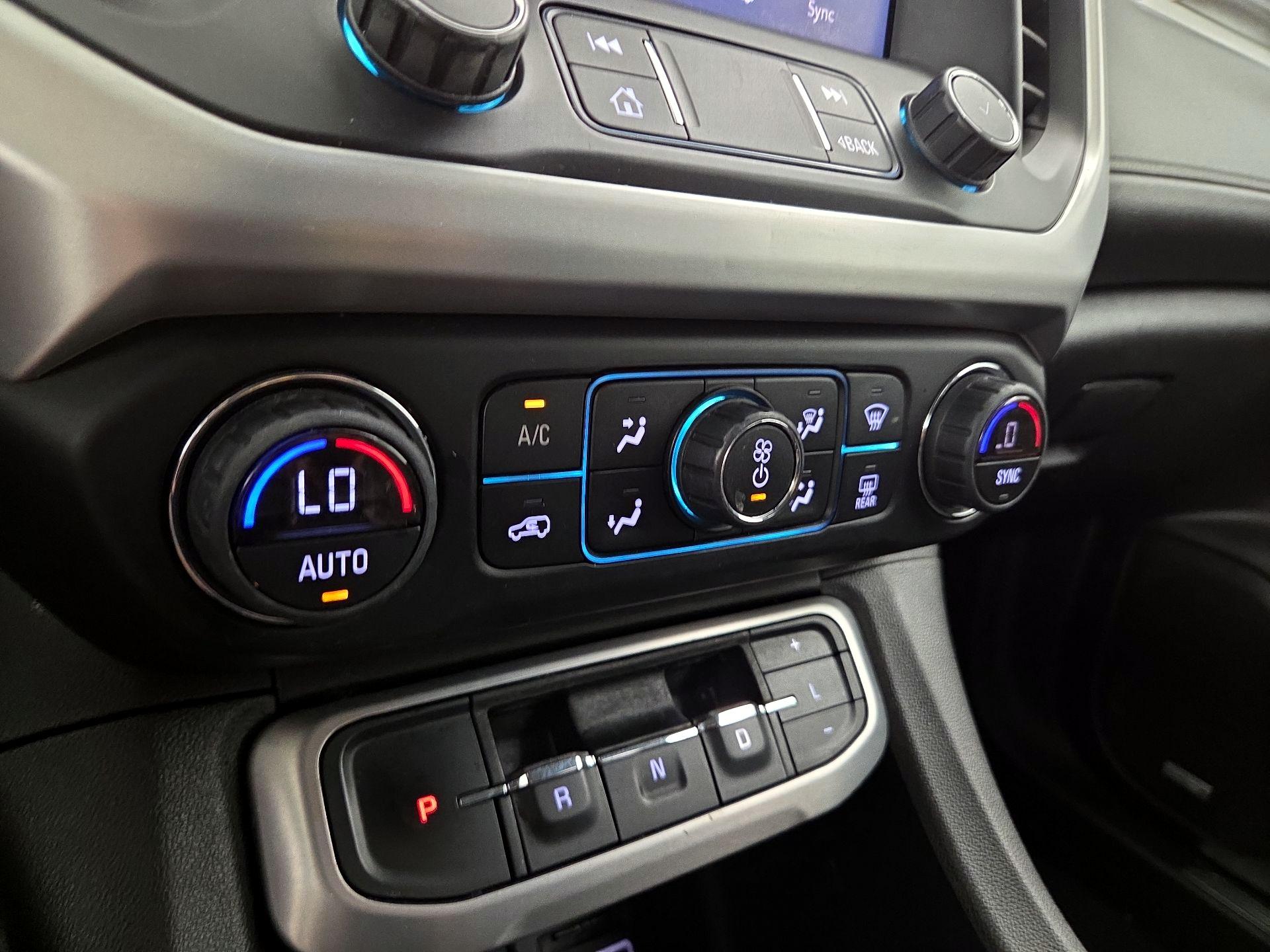 Thumbnail: 2020 GMC Acadia - 17