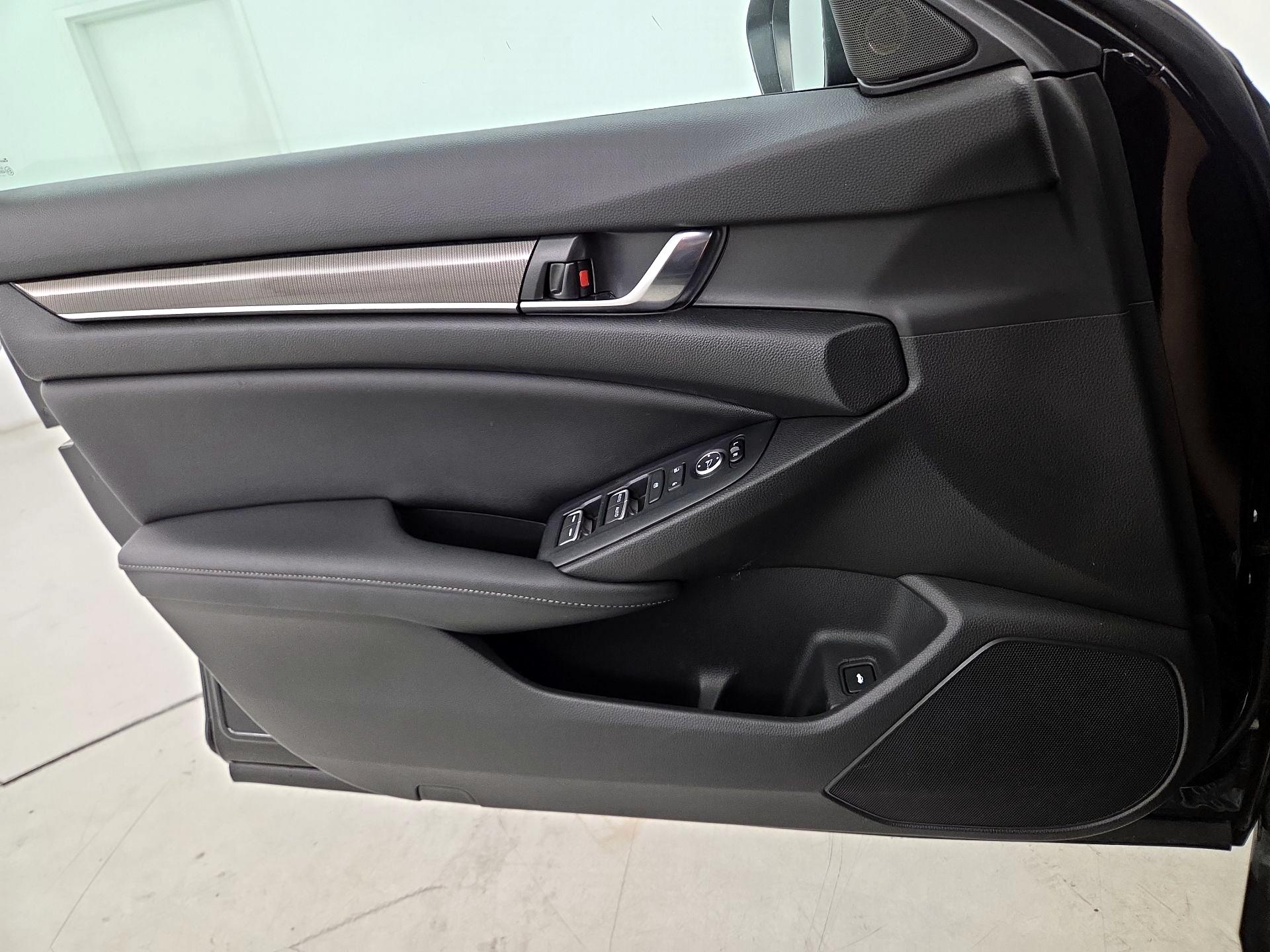 Thumbnail: 2021 Honda Accord - 12