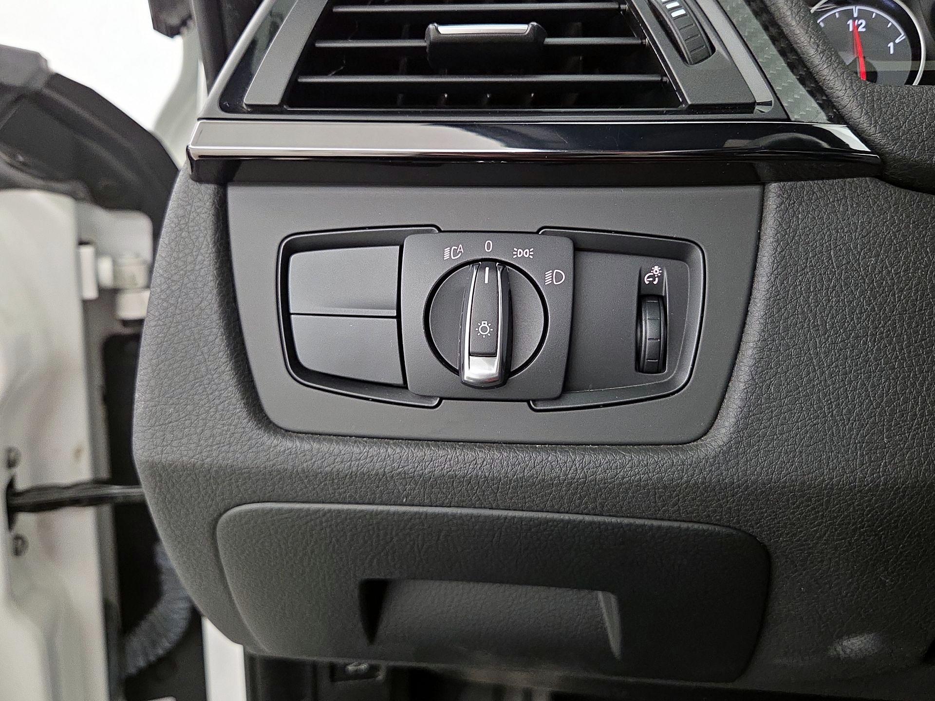 Thumbnail: 2015 BMW M4 - 13