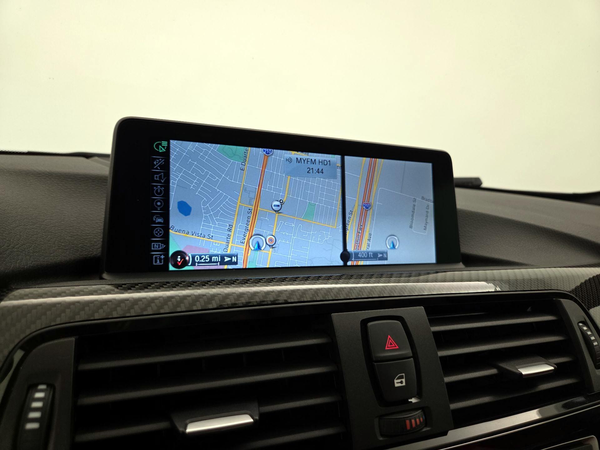 Thumbnail: 2015 BMW M4 - 14