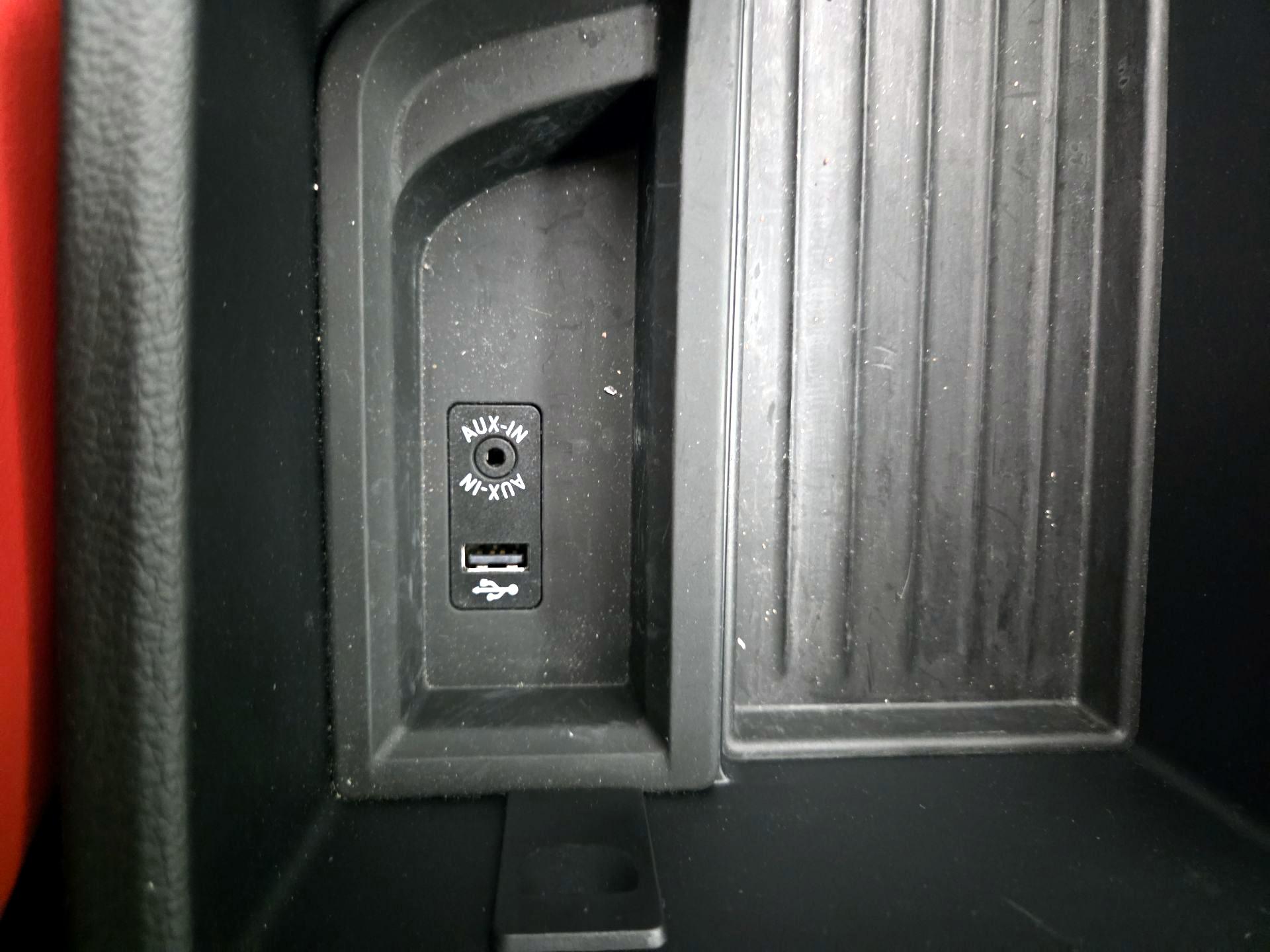 Thumbnail: 2015 BMW M4 - 19