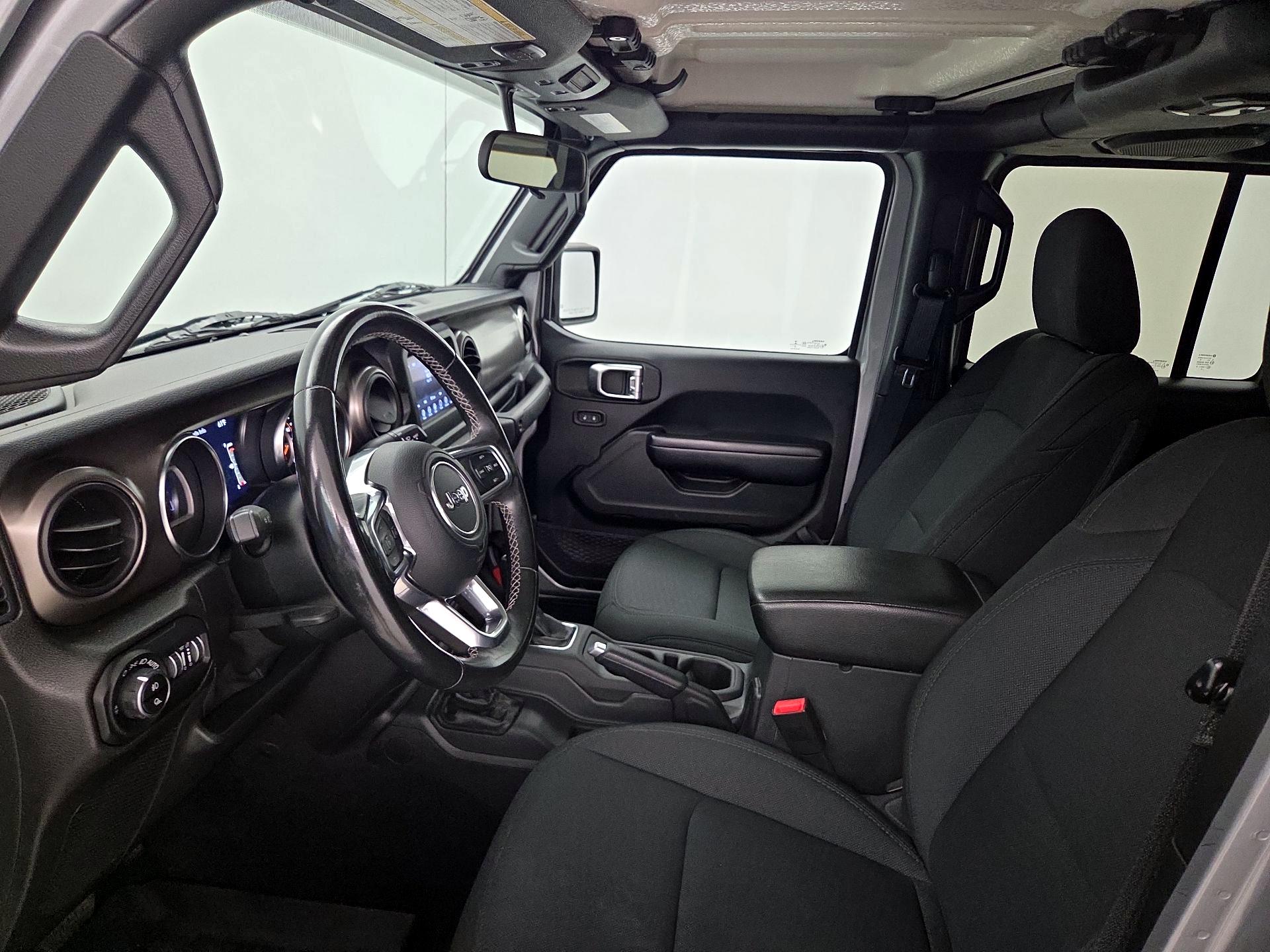 Thumbnail: 2020 Jeep Gladiator - 11