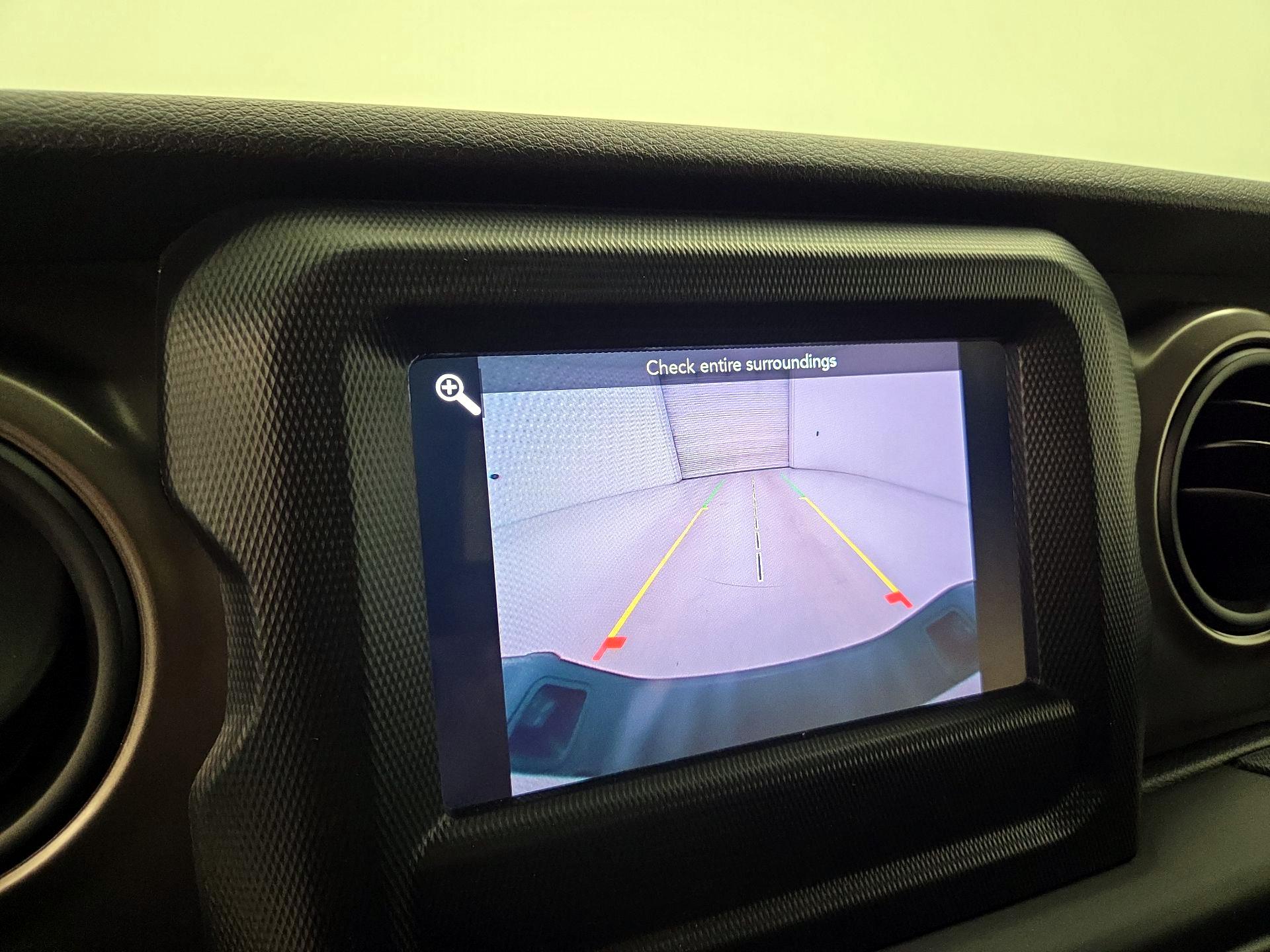 Thumbnail: 2020 Jeep Gladiator - 14