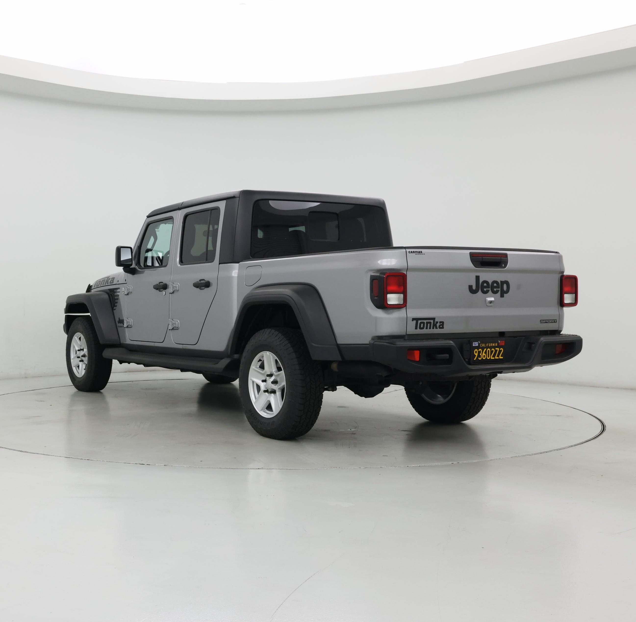 Thumbnail: 2020 Jeep Gladiator - 2