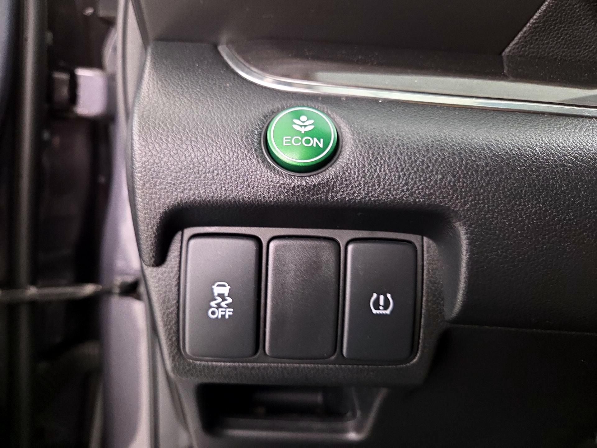 Thumbnail: 2016 Honda CR-V - 13