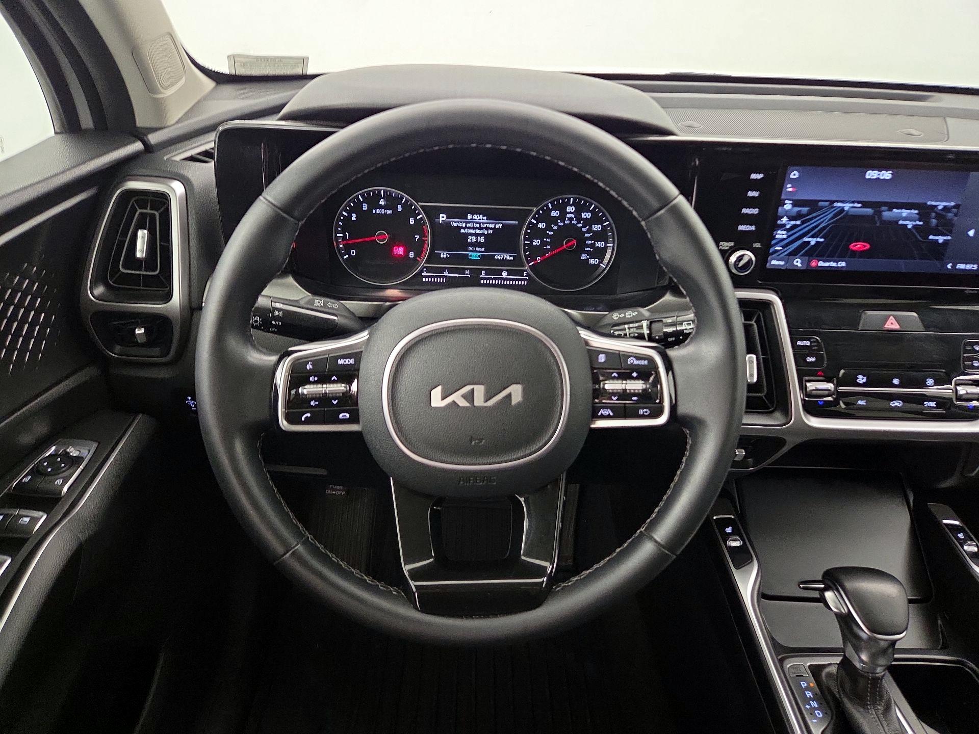 Thumbnail: 2022 Kia Sorento - 10
