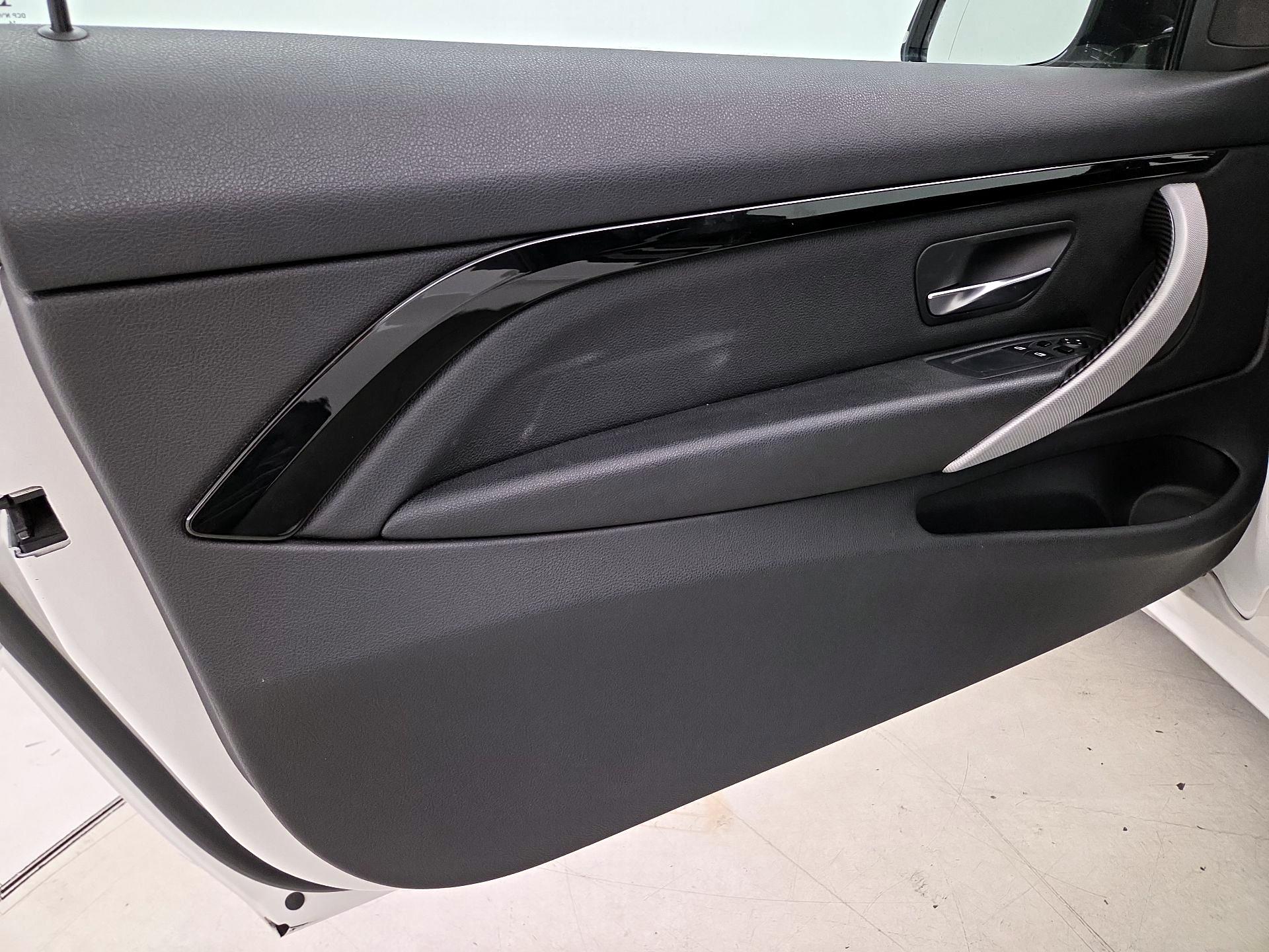 Thumbnail: 2015 BMW 4 Series - 12