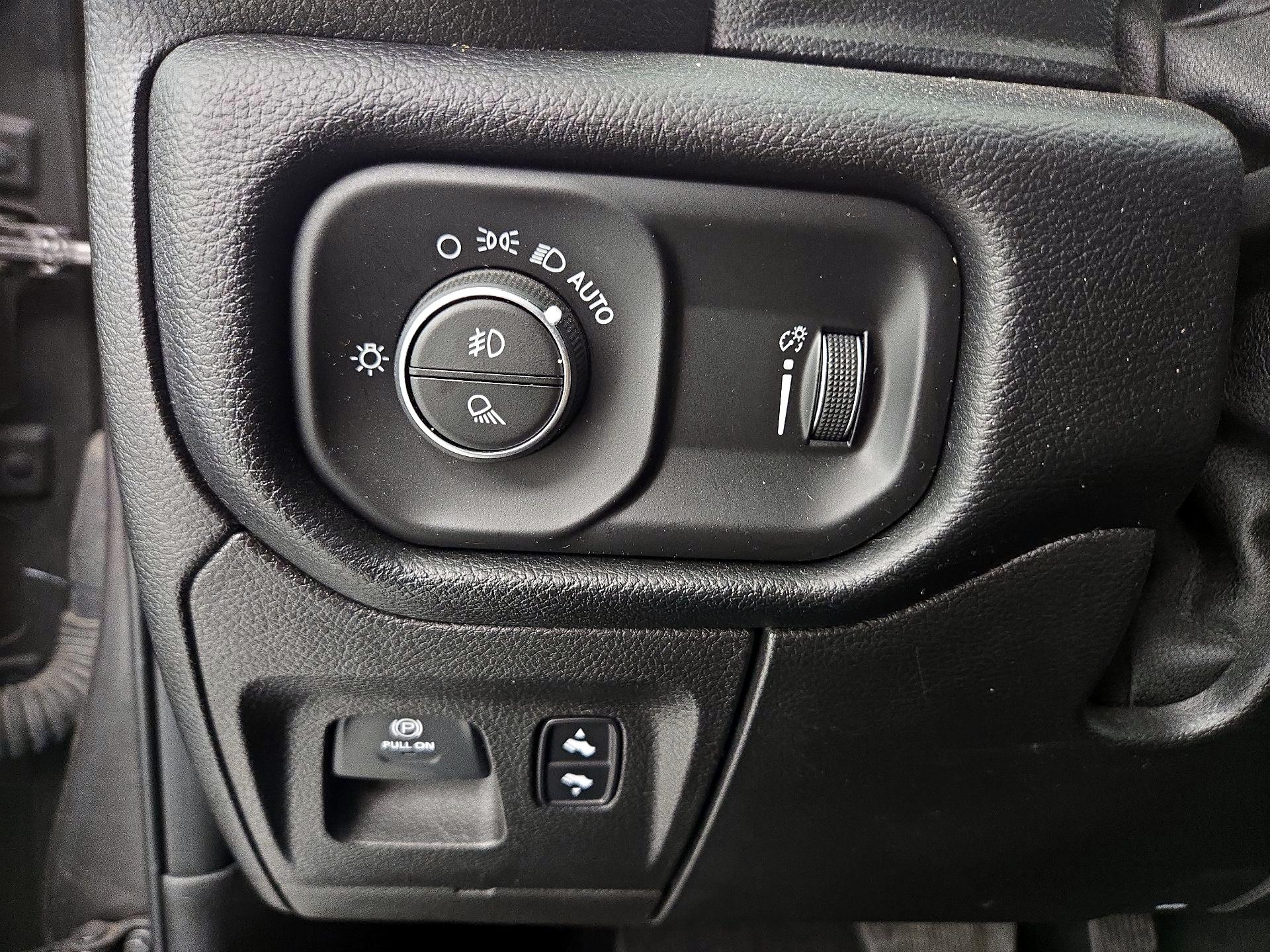 Thumbnail: 2021 RAM 1500 - 13