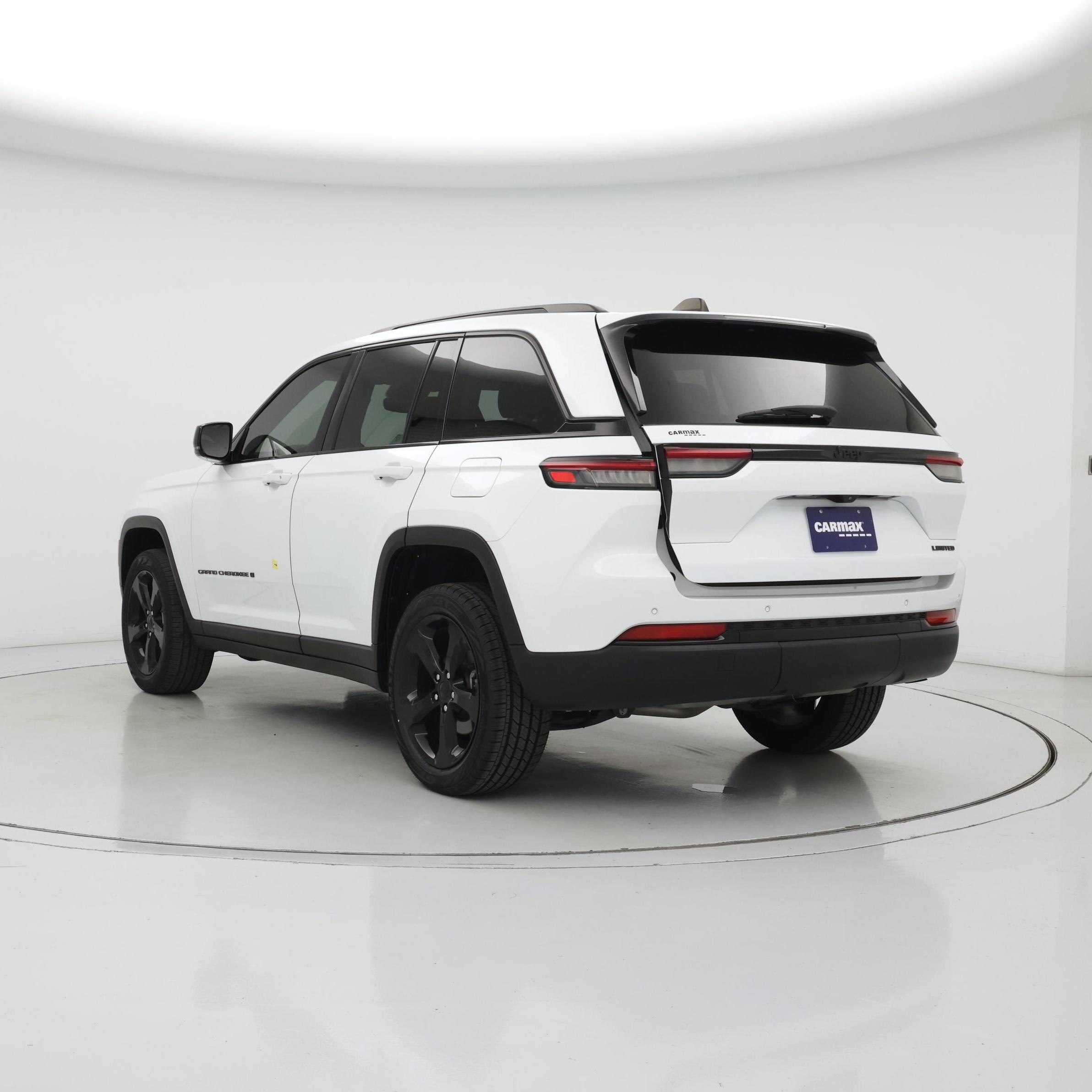 Thumbnail: 2023 Jeep Grand Cherokee - 2