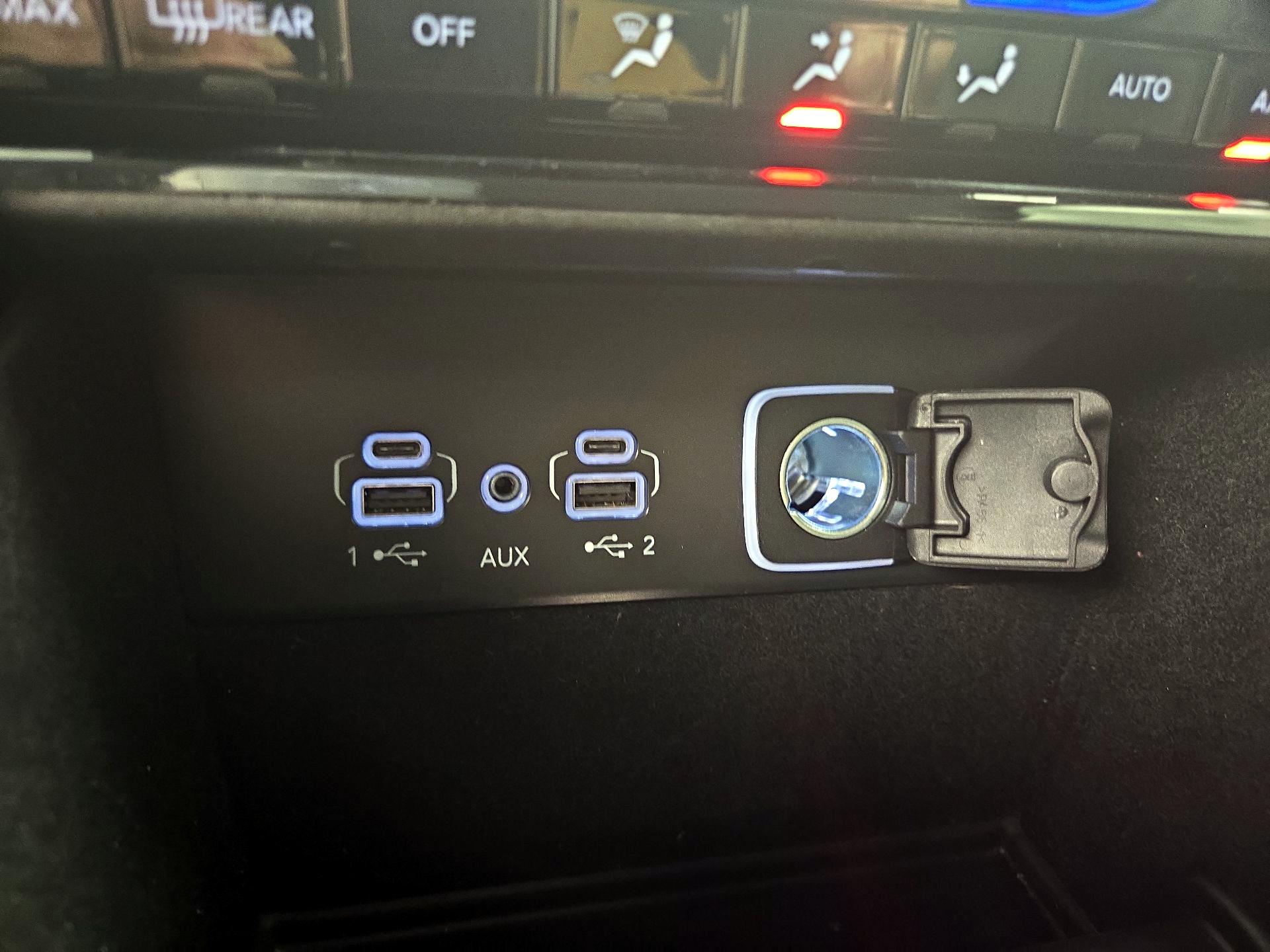 Thumbnail: 2023 Jeep Grand Cherokee - 19