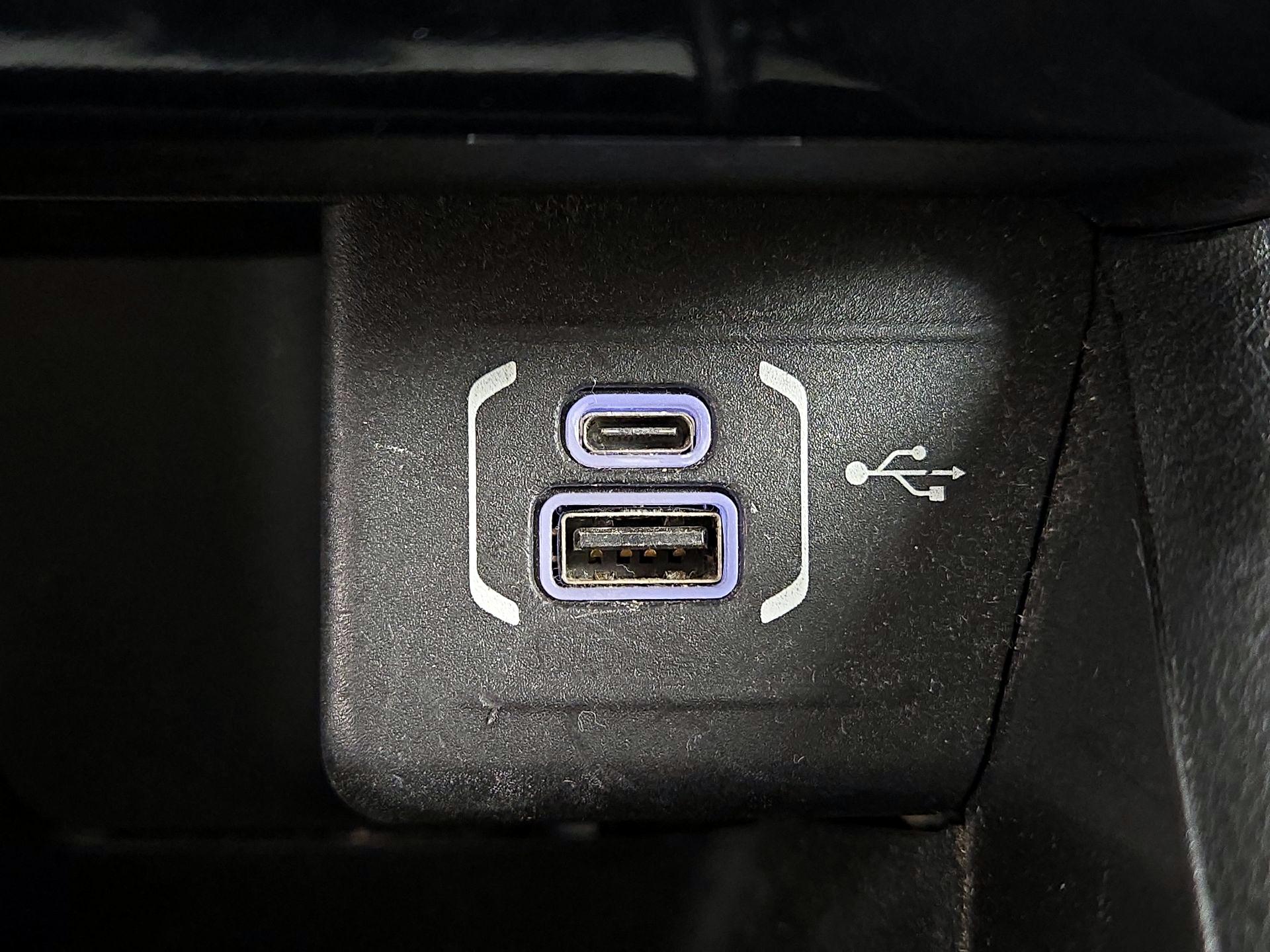 Thumbnail: 2022 Jeep Compass - 18