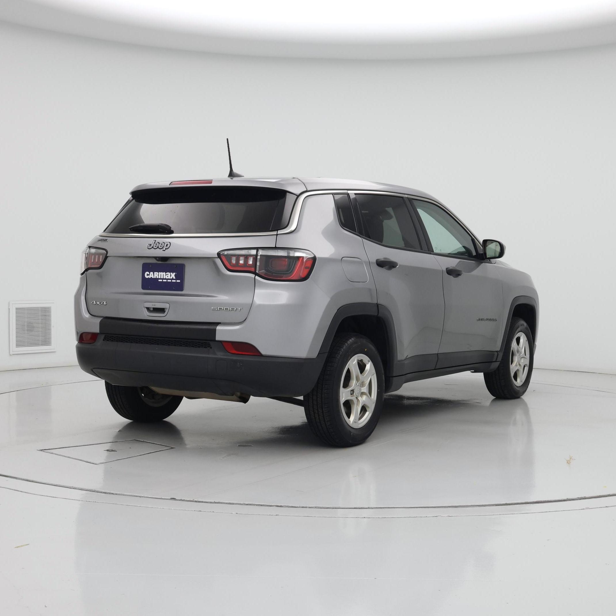 Thumbnail: 2022 Jeep Compass - 8