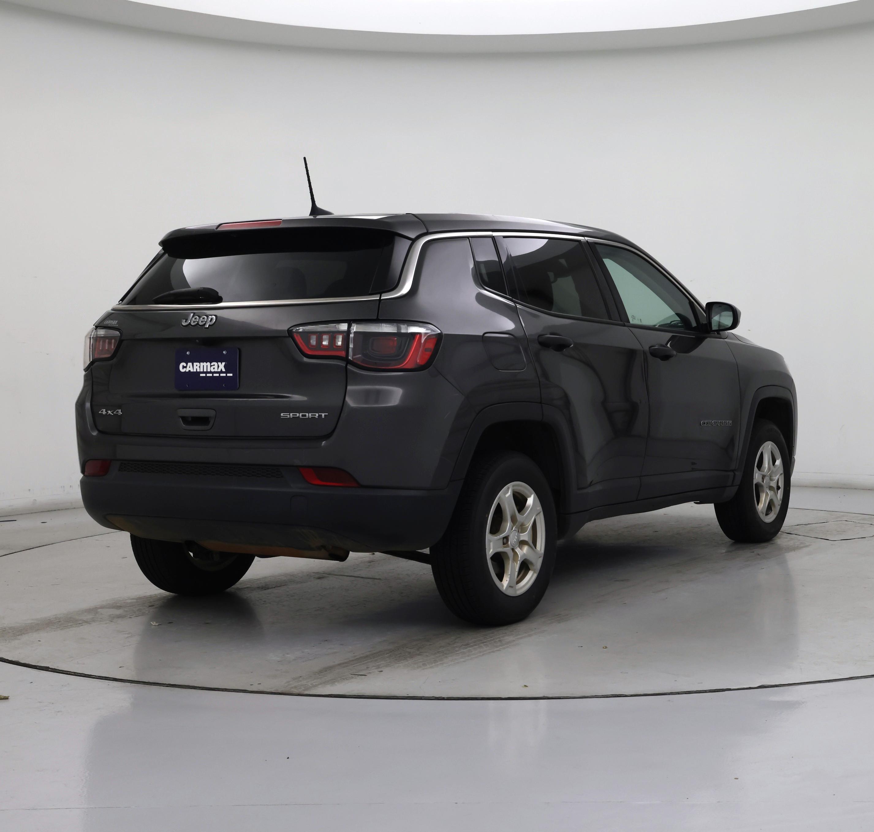 Thumbnail: 2022 Jeep Compass - 8