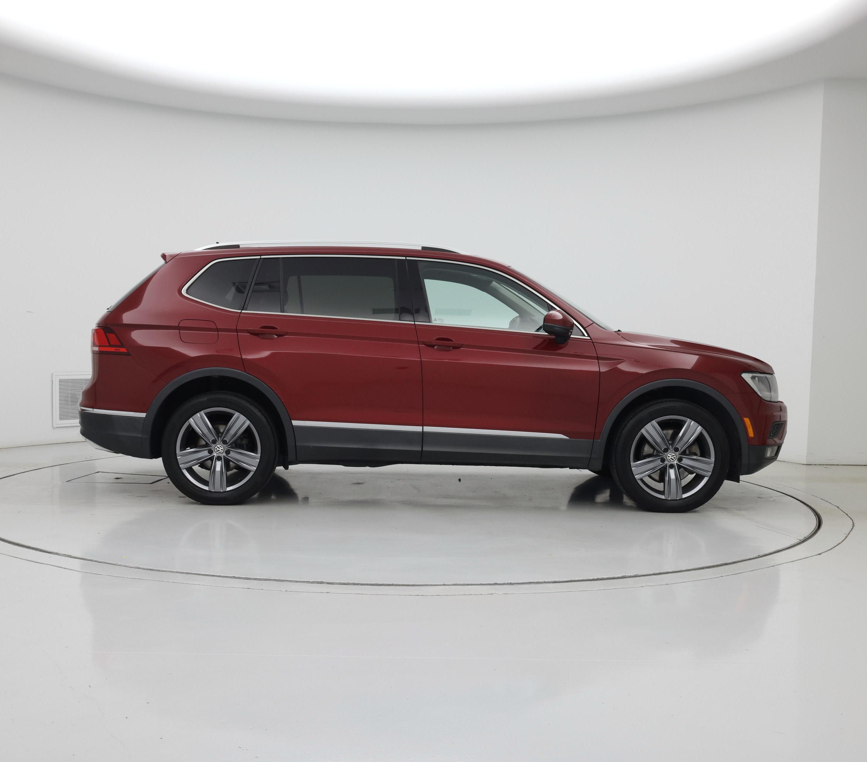 Thumbnail: 2020 Volkswagen Tiguan - 7