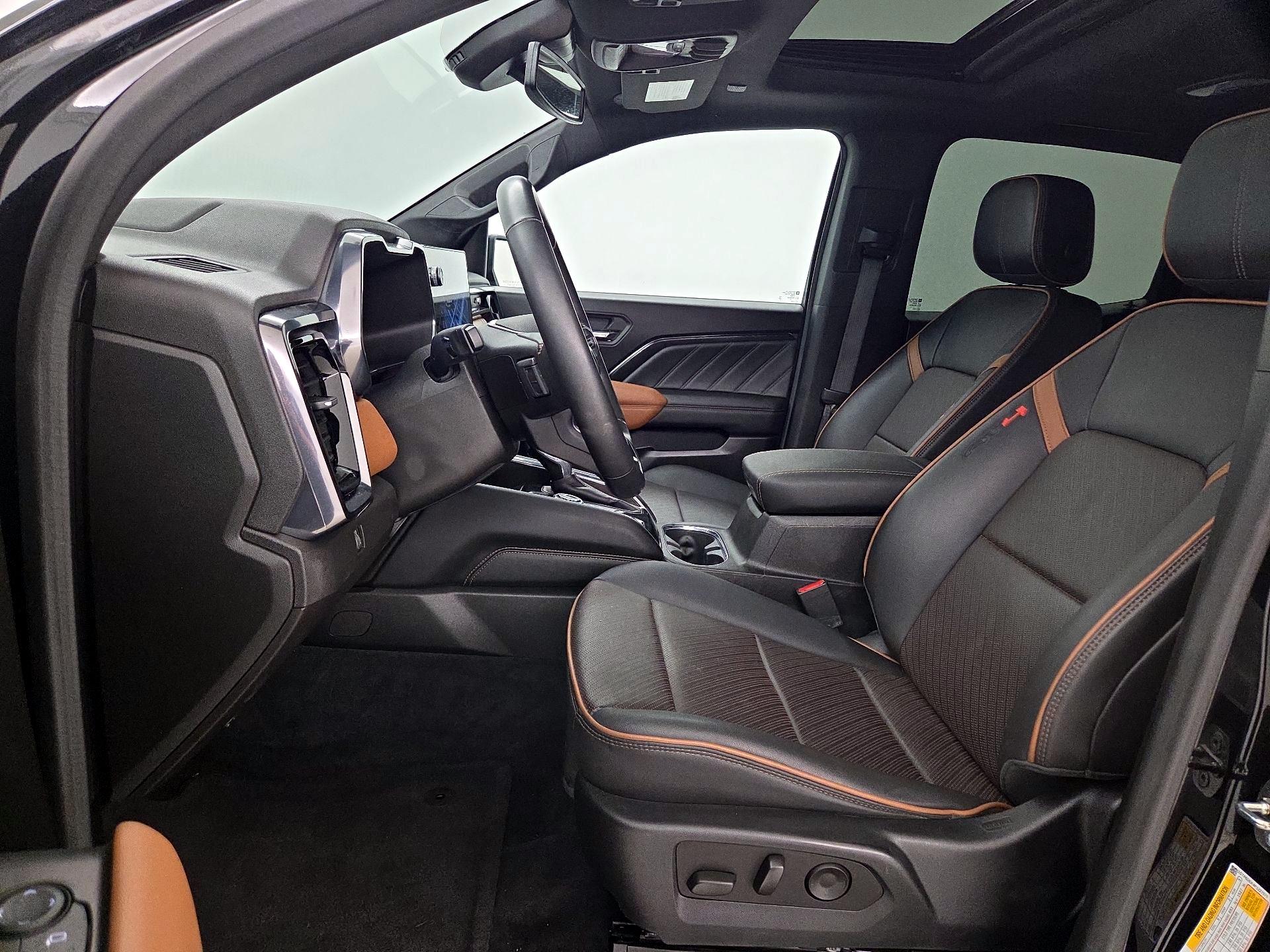 Thumbnail: 2023 GMC Canyon - 11