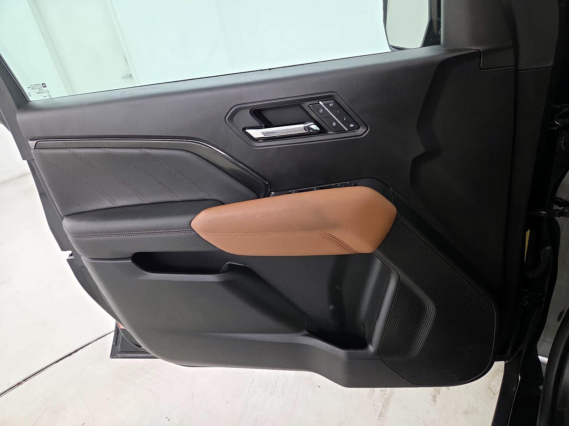 Thumbnail: 2023 GMC Canyon - 12