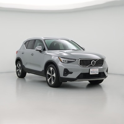 2024 Volvo XC40 B5 Plus Bright Theme