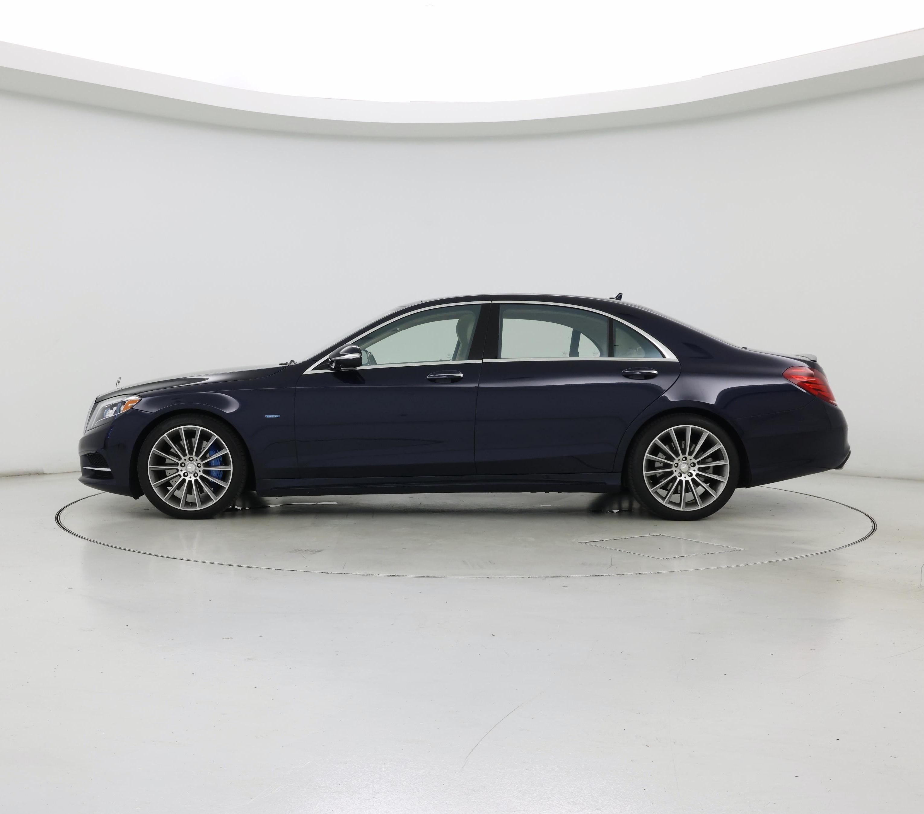 Thumbnail: 2016 Mercedes-Benz S-Class - 3