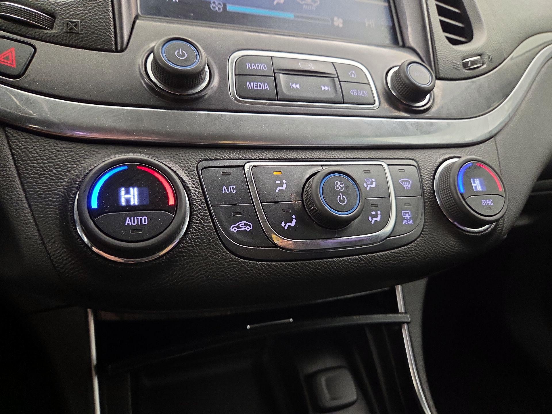 Thumbnail: 2016 Chevrolet Impala - 16