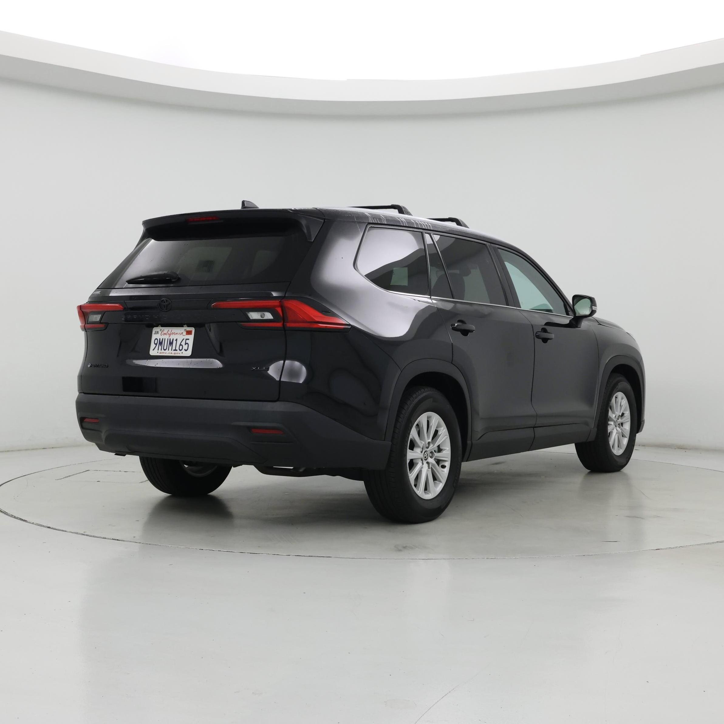 Thumbnail: 2024 Toyota Highlander - 8