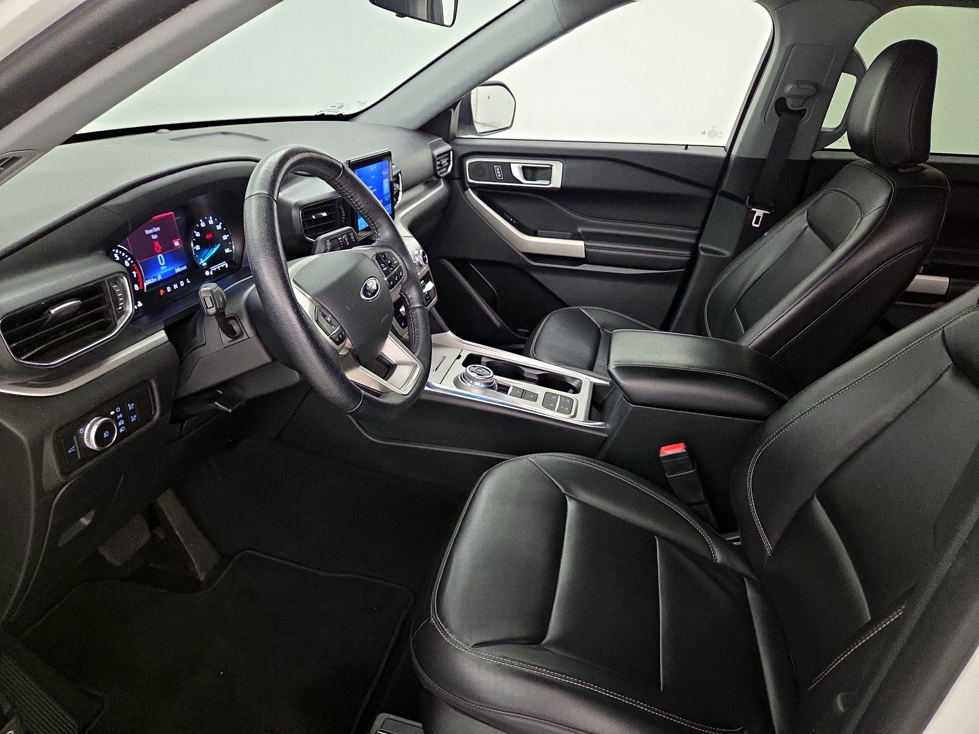 Thumbnail: 2021 Ford Explorer - 11