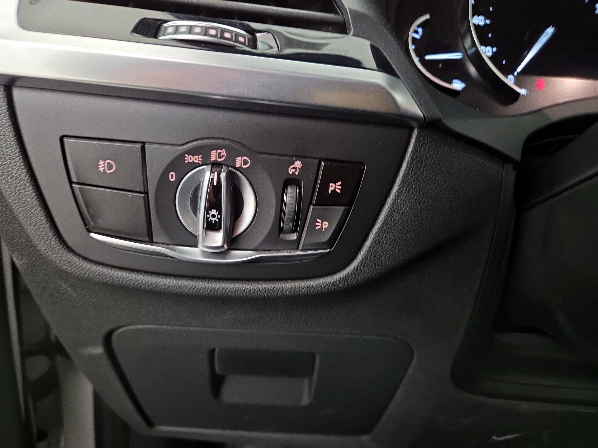 Thumbnail: 2020 BMW X3 - 13