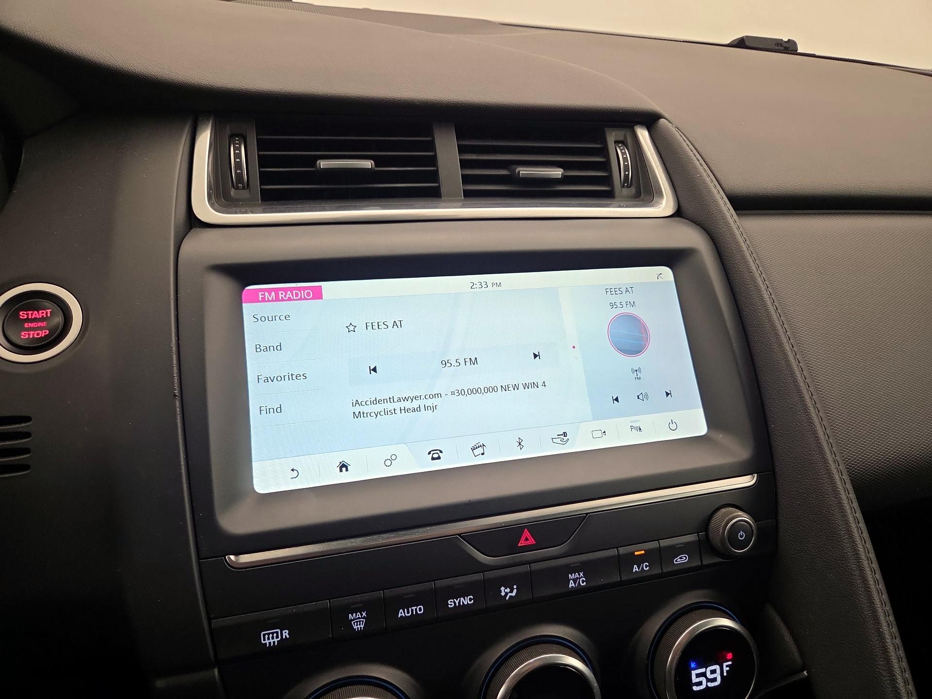 Thumbnail: 2019 Jaguar E-Pace - 15